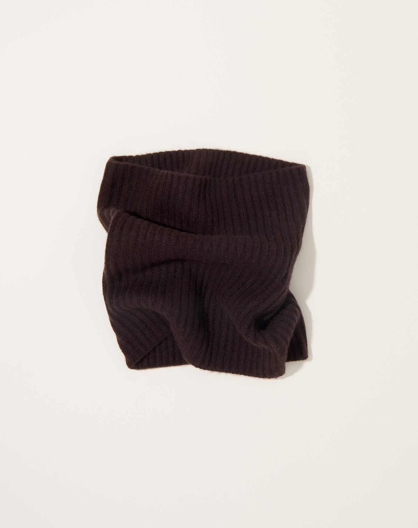 Demylee Aspen Cashmere Muffler in Espresso