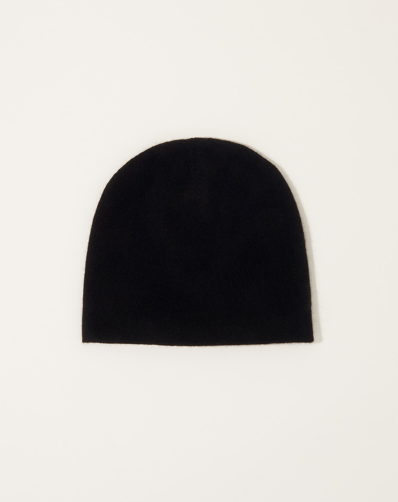 Demylee Dia Beanie in Black