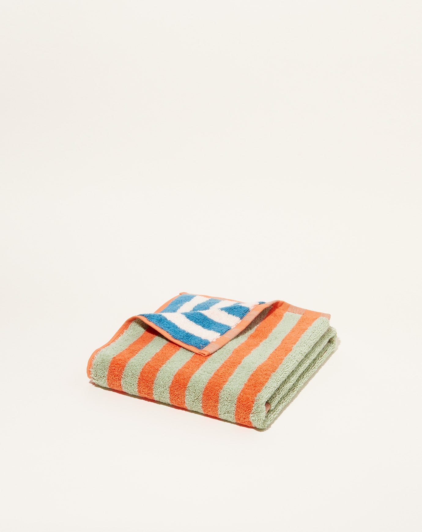 Dusen dusen stripe online throw