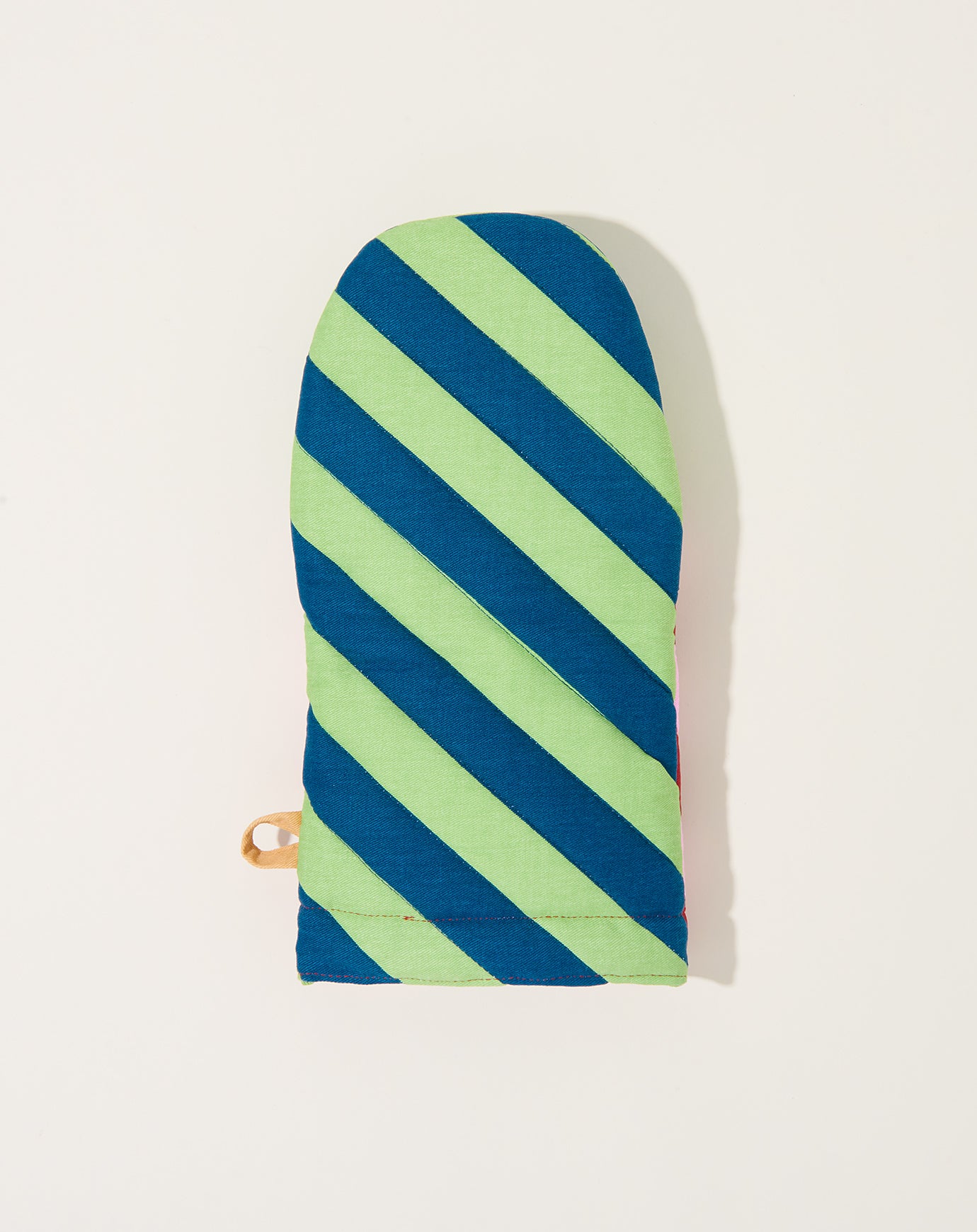 Dusen Dusen Oven Mitt in Brioche