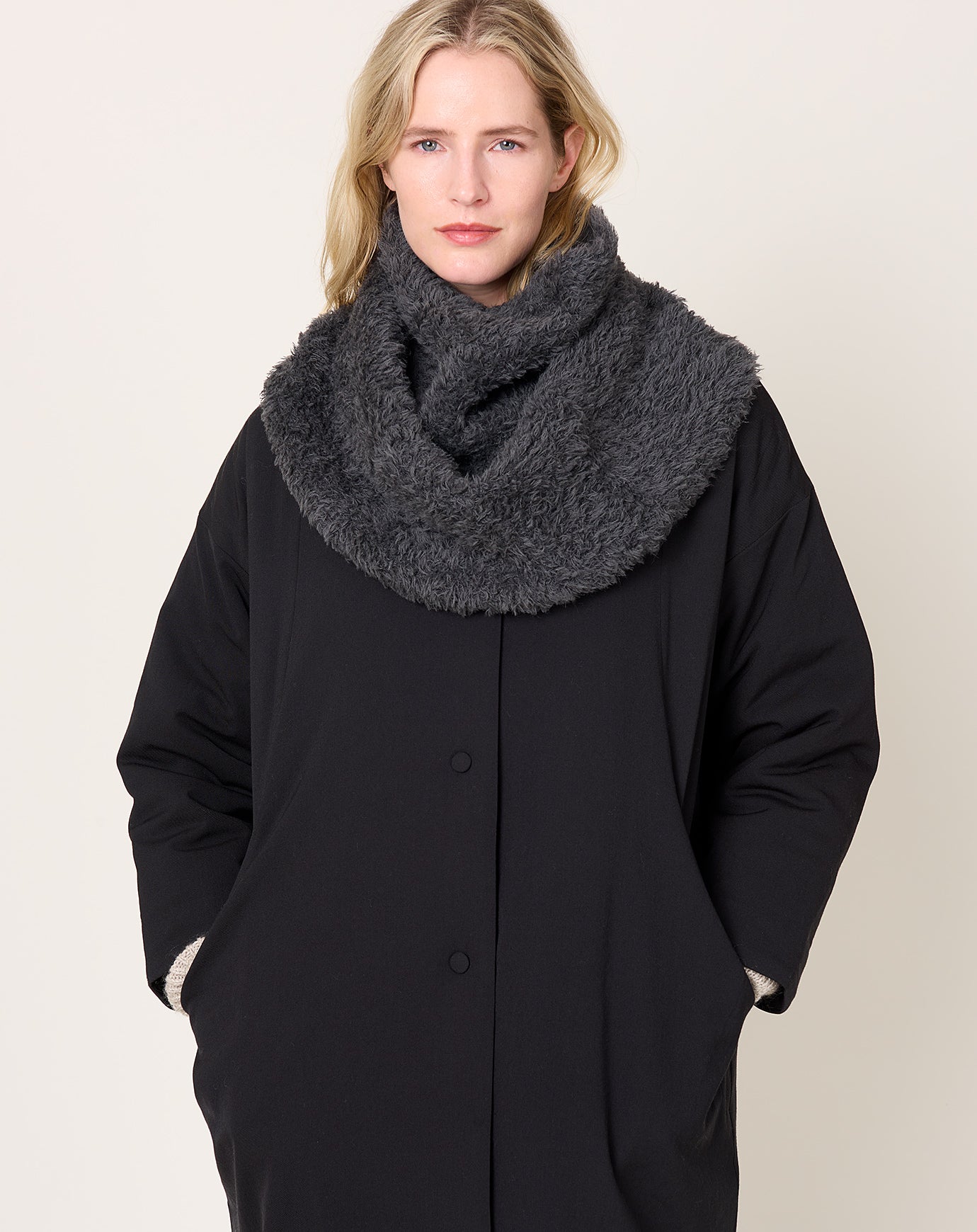 evam eva Baby Alpaca Snood in Sumi