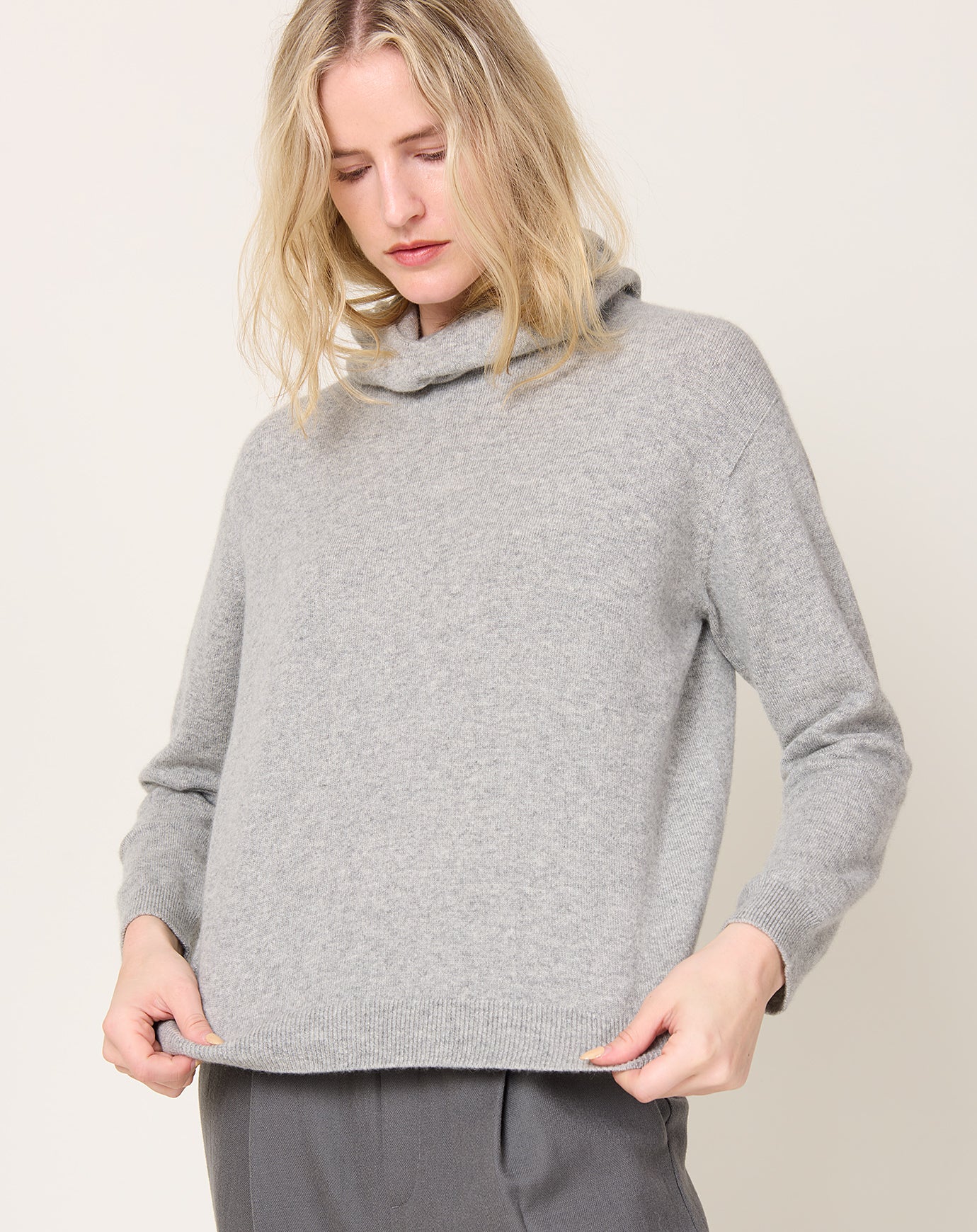 evam eva Cashmere Parka in Grey