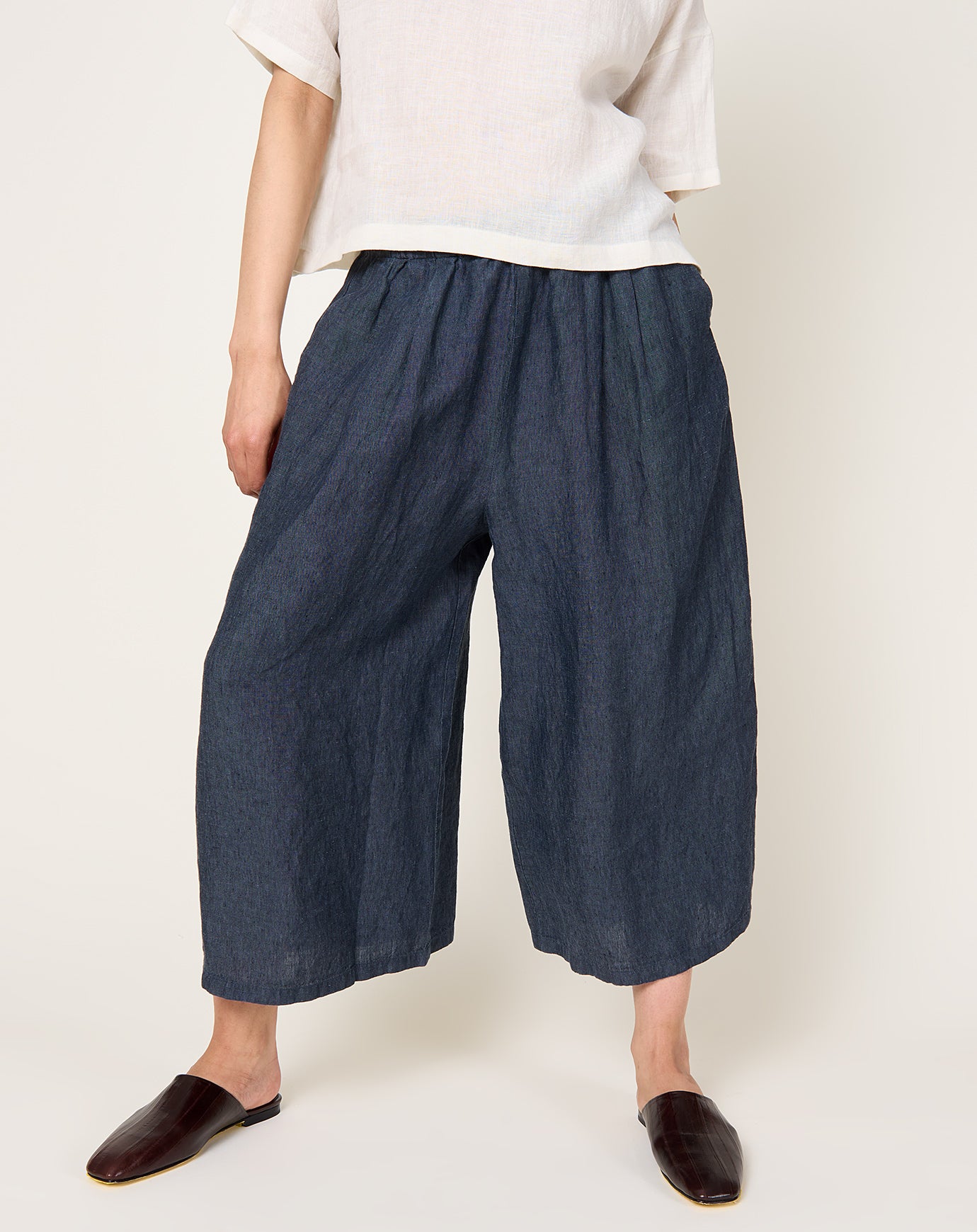 evam eva Linen Culottes in Navy