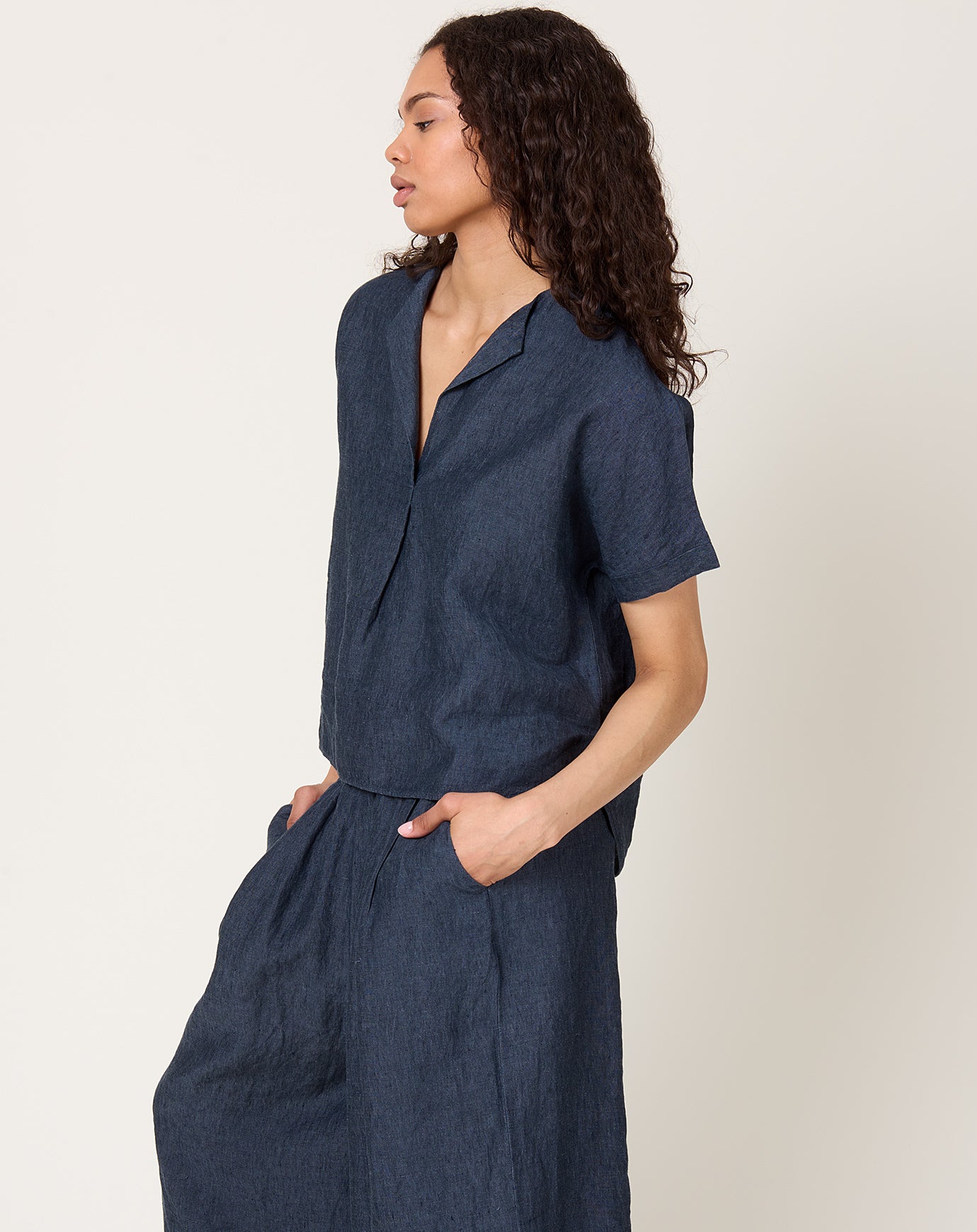 evam eva Linen Tuck Pullover in Navy