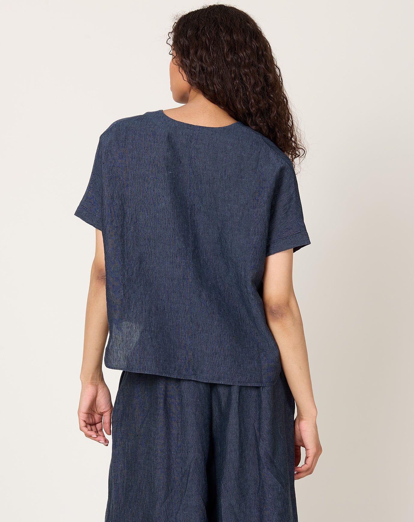 evam eva Linen Tuck Pullover in Navy