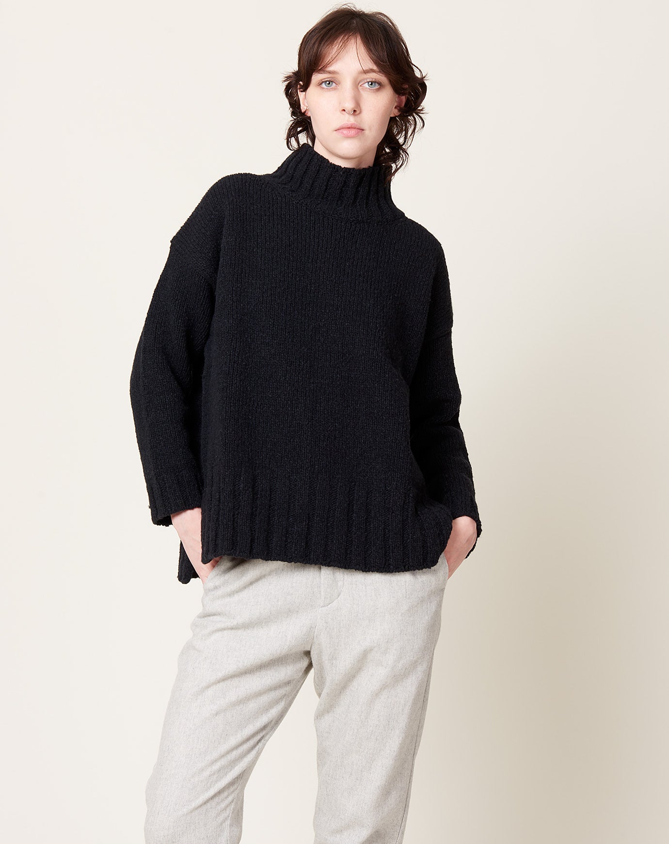 evam eva Renew-Wool Turtleneck in Charcoal