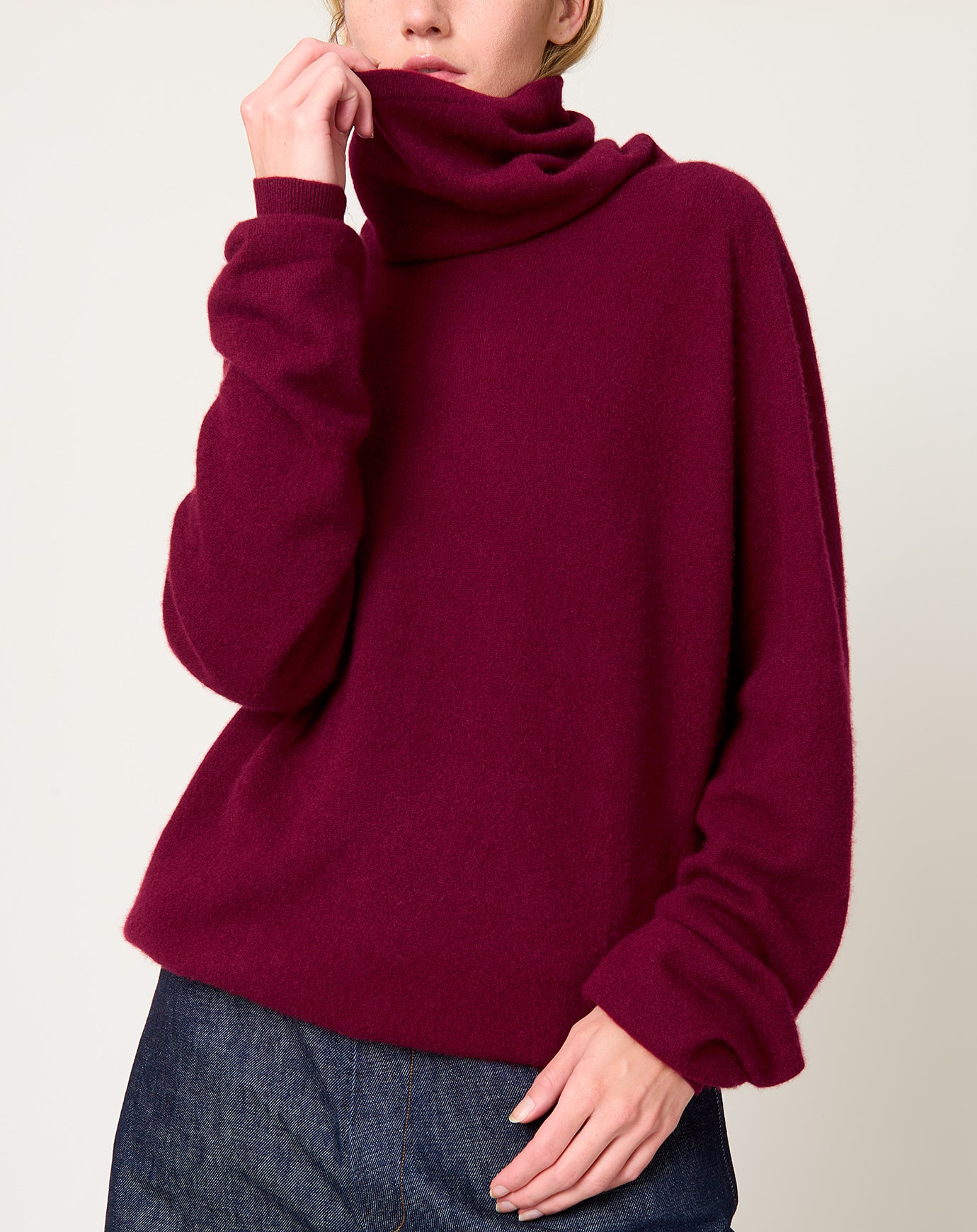Frenckenberger BF High Neck Sweater in Burgundy
