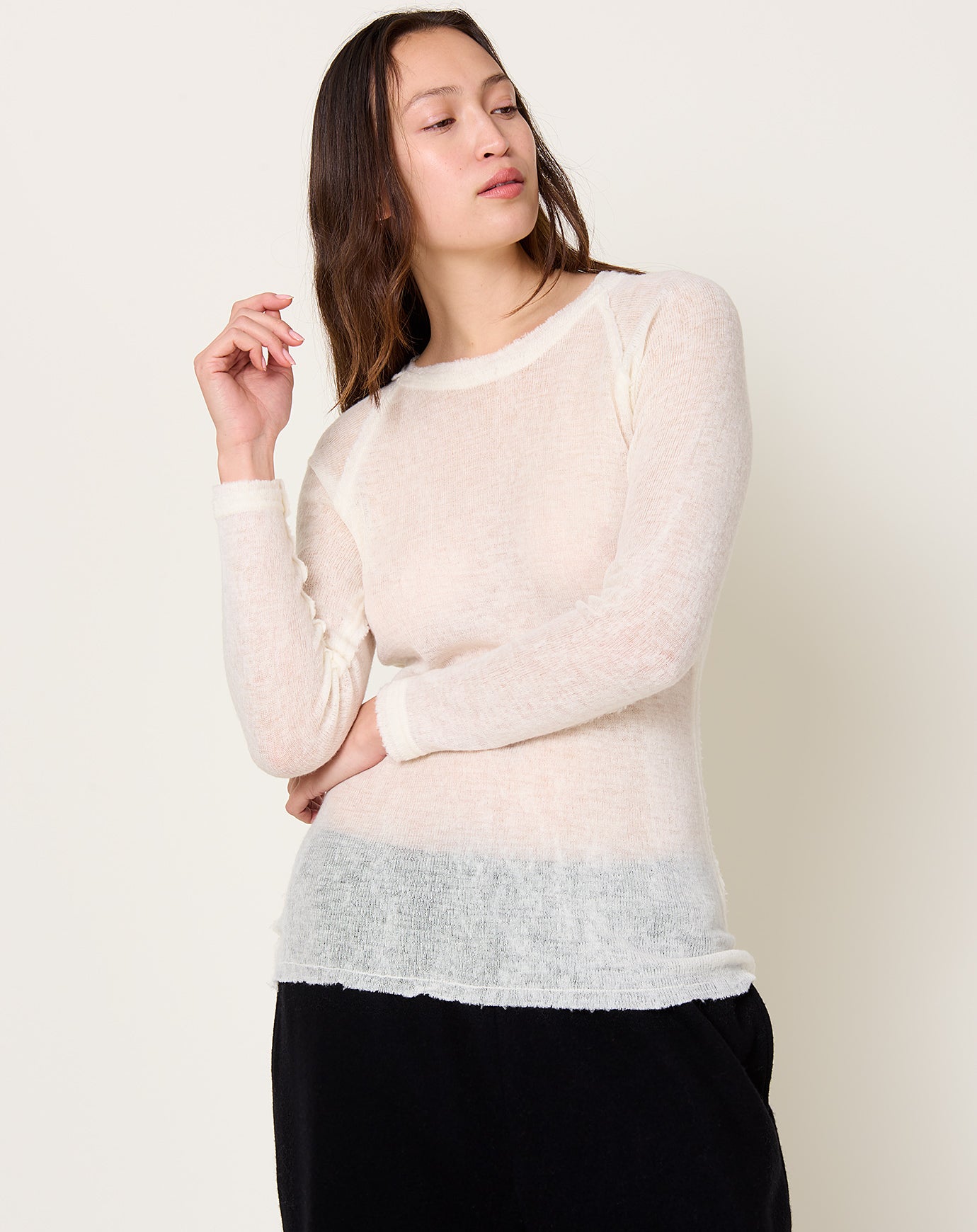 Guðrun & Guðrun Barba Round Neck in Off White