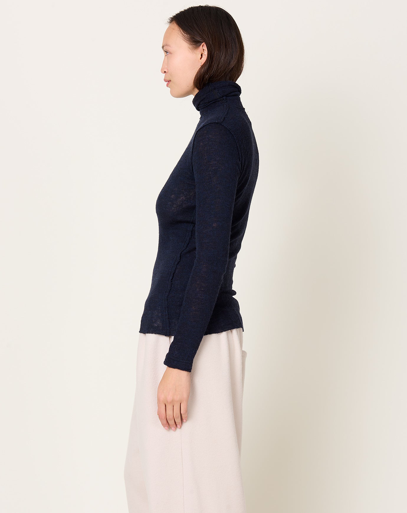 Guðrun & Guðrun Bjørk High Neck in Navy