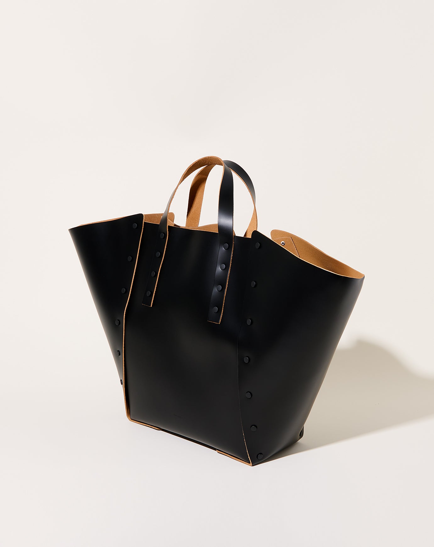 Hender Scheme Assemble Handbag Wide L in Black