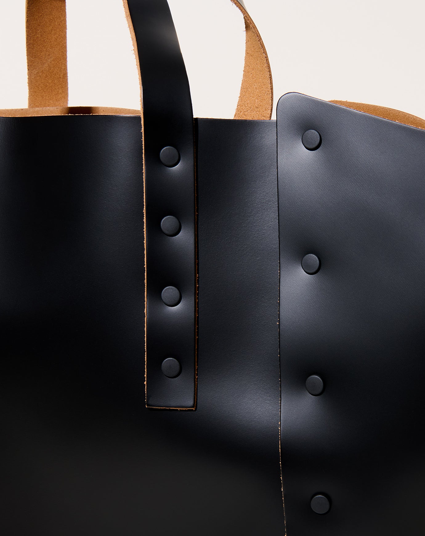 Hender Scheme Assemble Handbag Wide L in Black