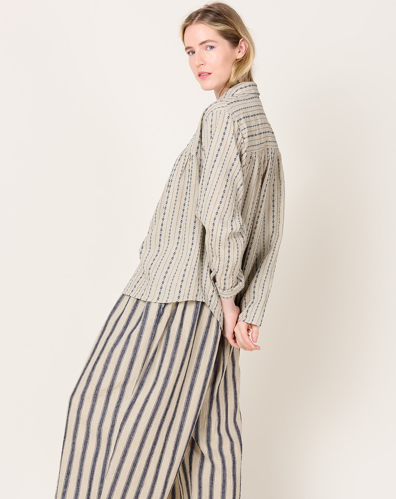 Ichi Antiquités Dobby Stripe Shirt in Natural & Indigo