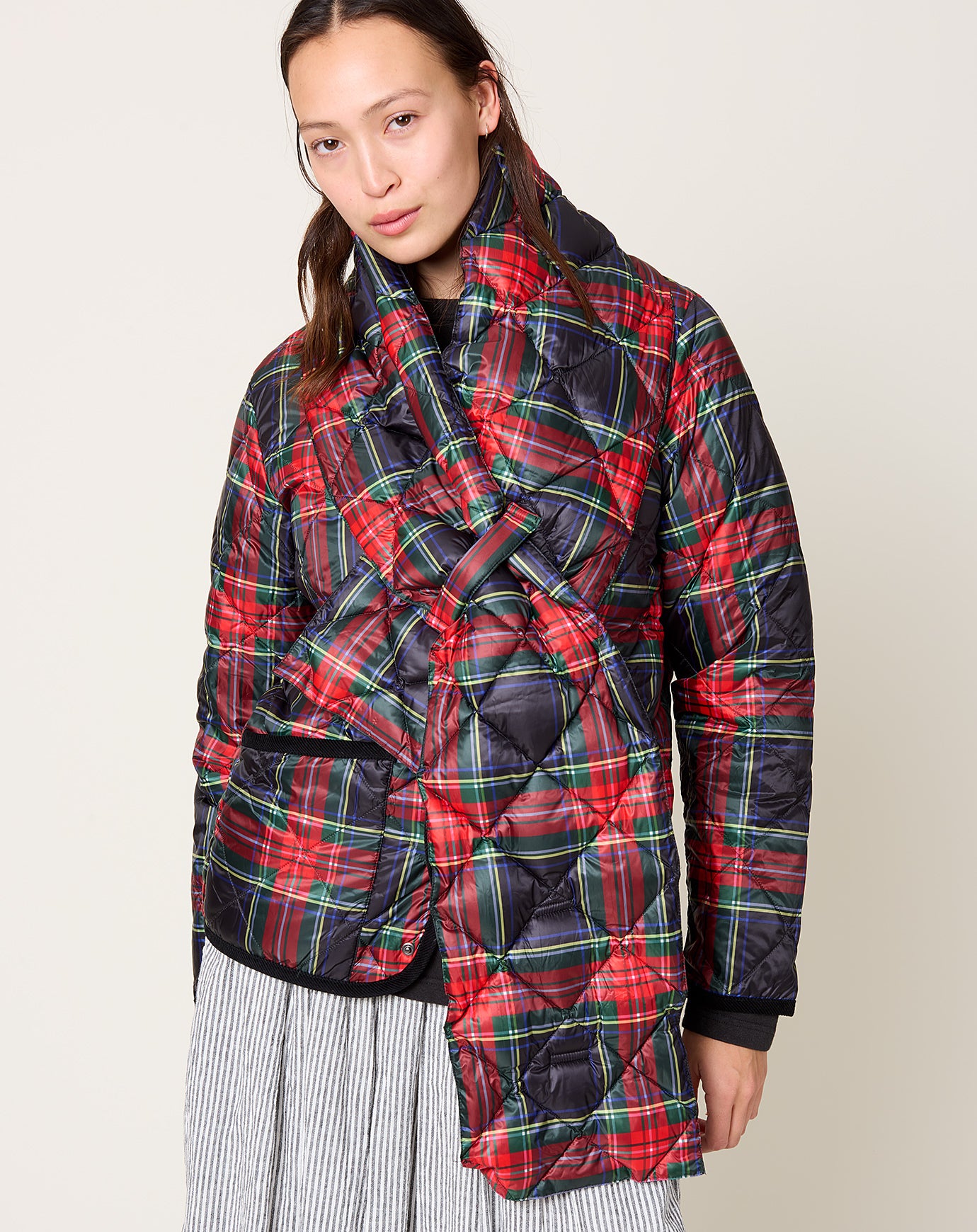 Ichi Antiquités Down Scarf in Black Tartan