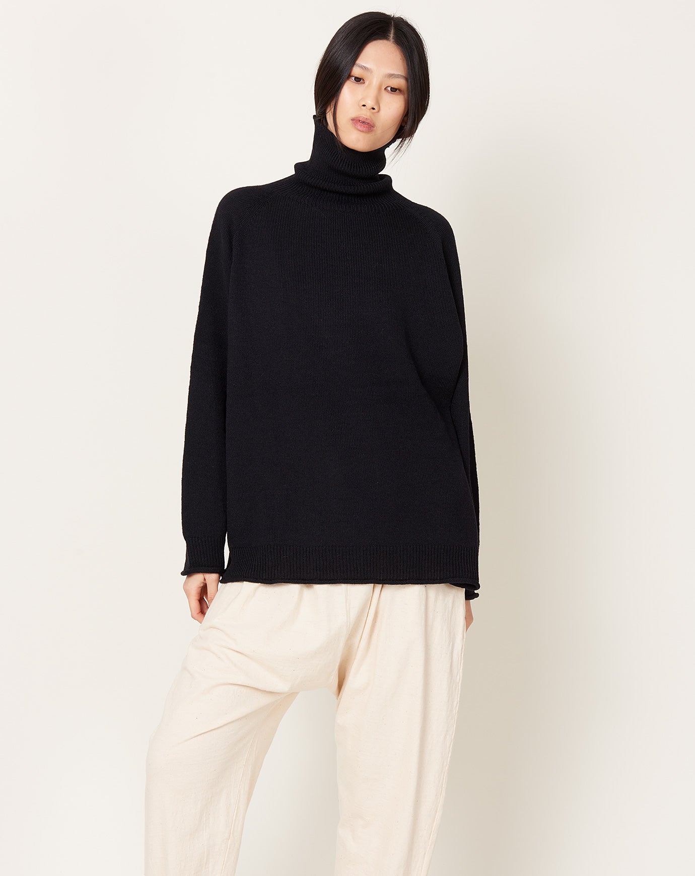 Ichi Antiquités Whole Garment Turtleneck Pullover in Black