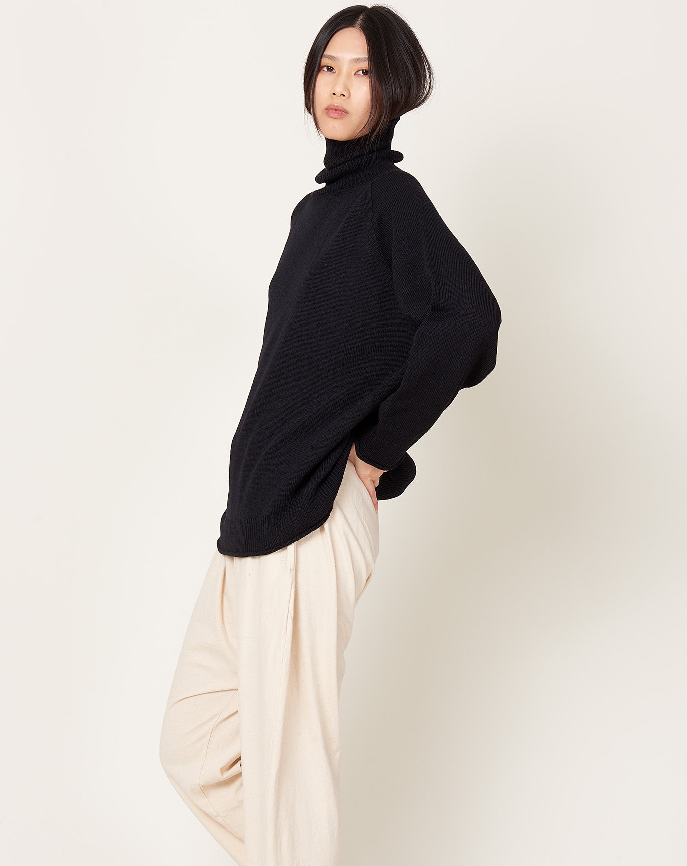 Ichi Antiquités Whole Garment Turtleneck Pullover in Black