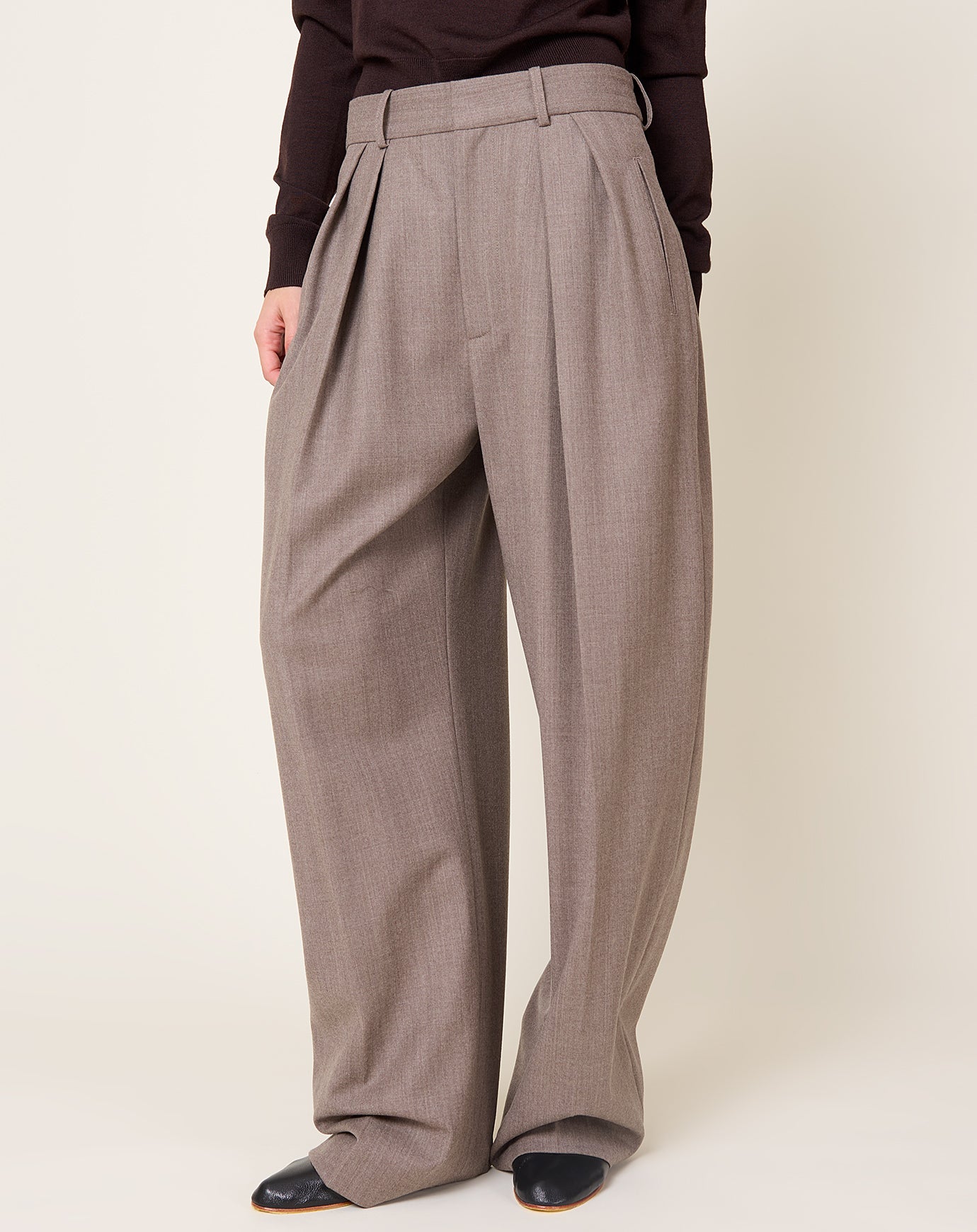 Kallmeyer Joel Pleated Trouser in Mocha
