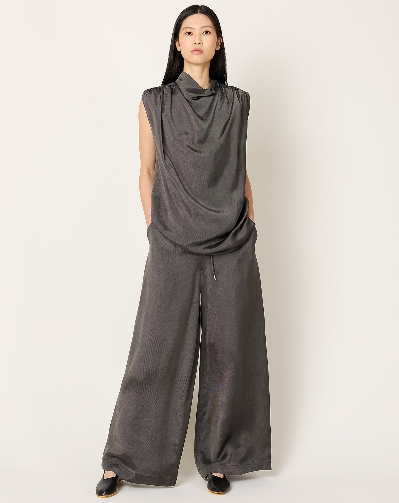 Kallmeyer Wesley Drawstring Pant in Chrome