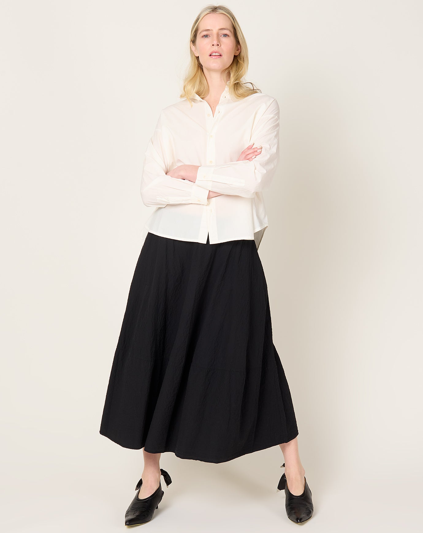 Labo.Art Crinkled Gea Skirt in Black