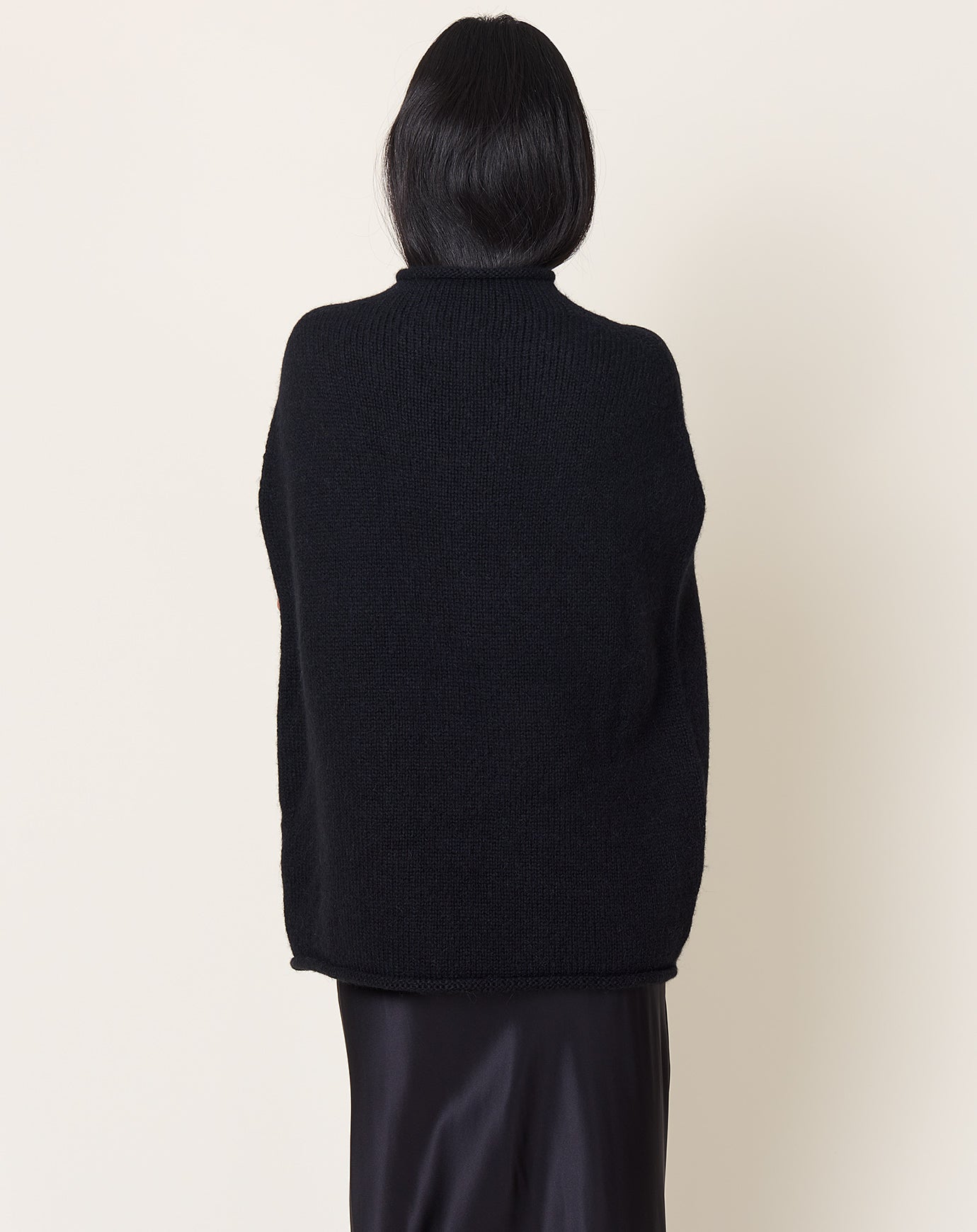 Lauren Manoogian Bottle Cape in Black