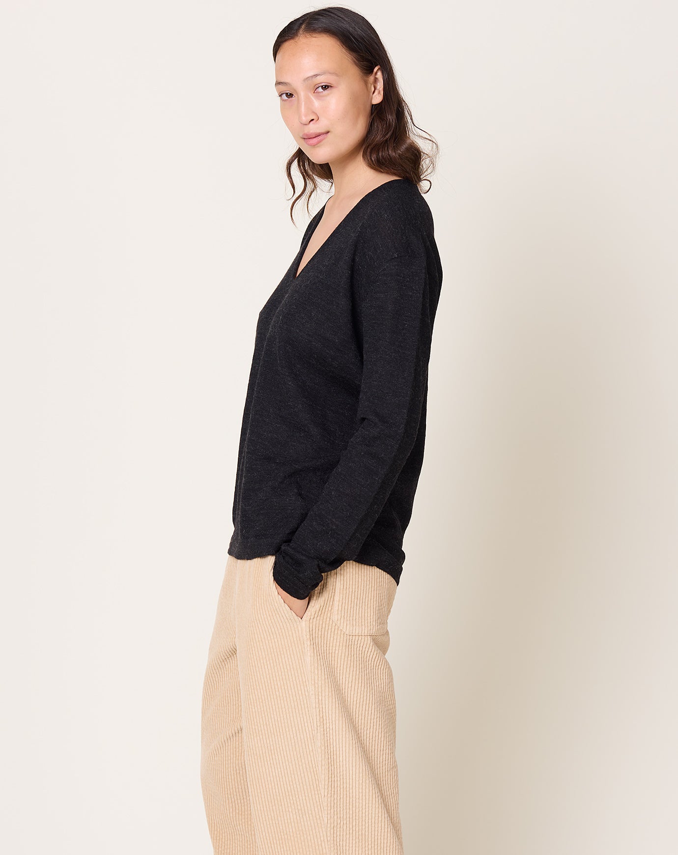Lauren Manoogian Fine Low V Neck in Black Melange