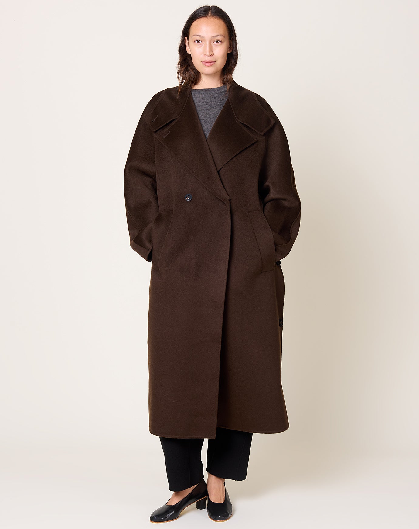 Lisa Yang Doublé Button Coat in Dark Oak