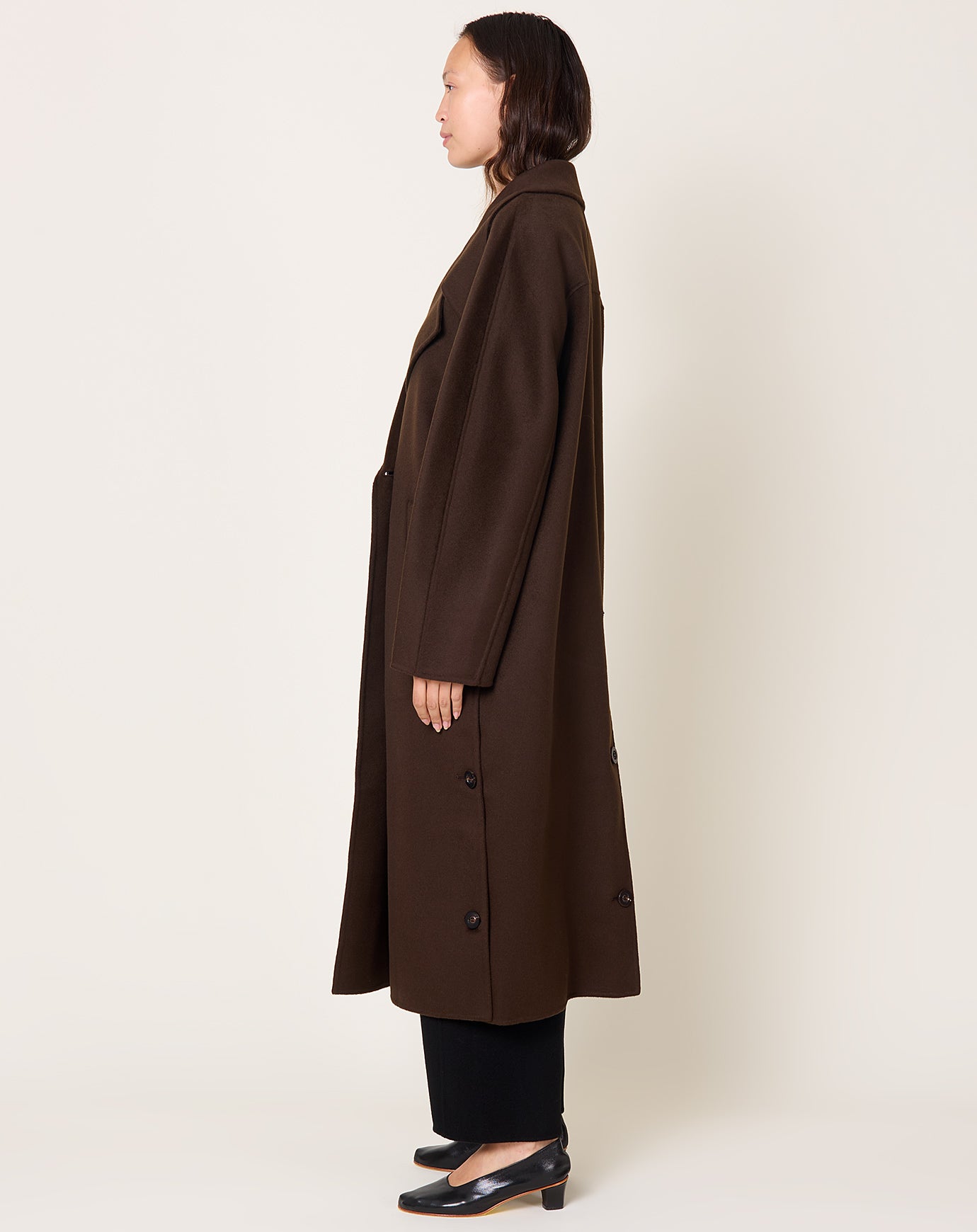 Lisa Yang Doublé Button Coat in Dark Oak