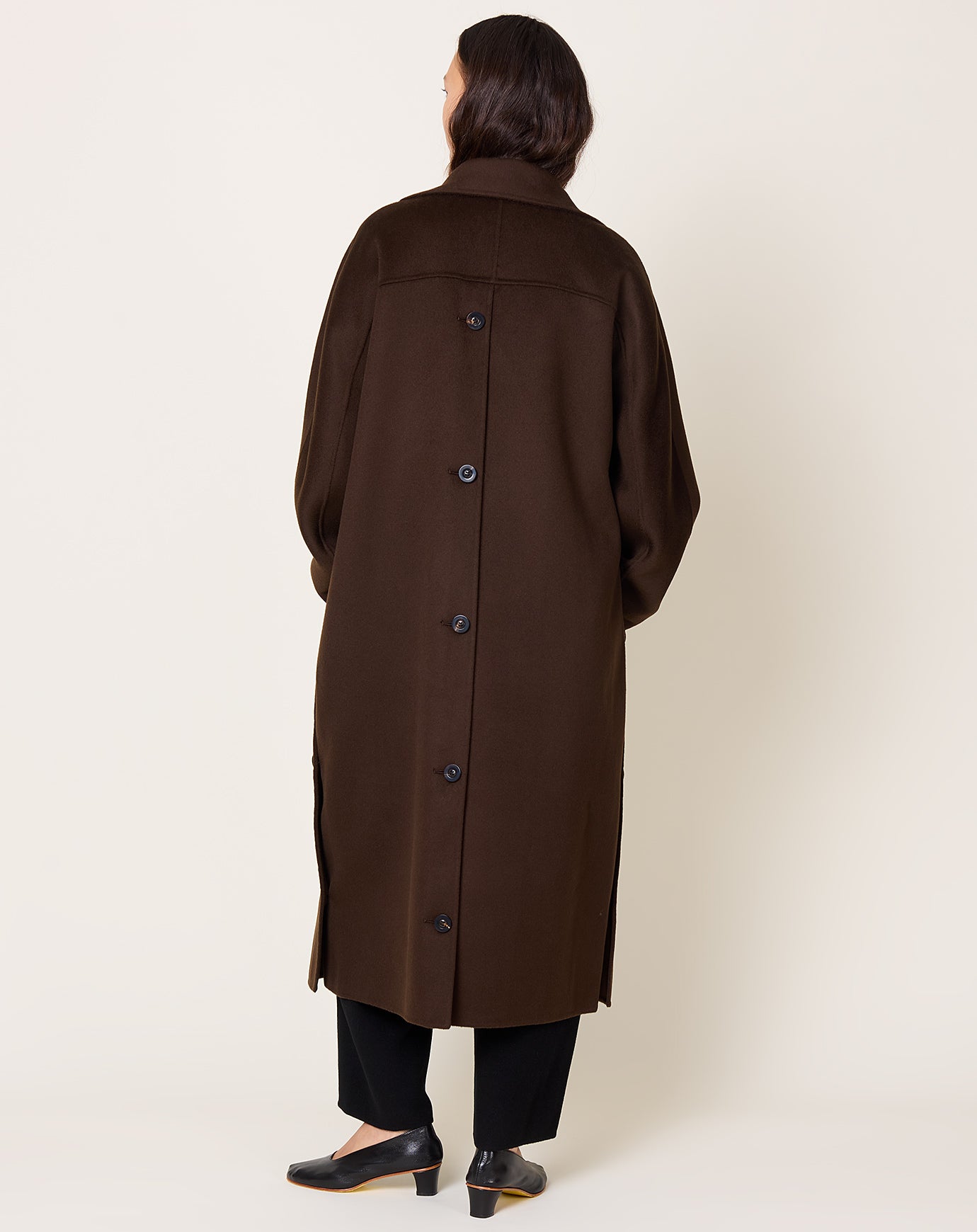 Lisa Yang Doublé Button Coat in Dark Oak