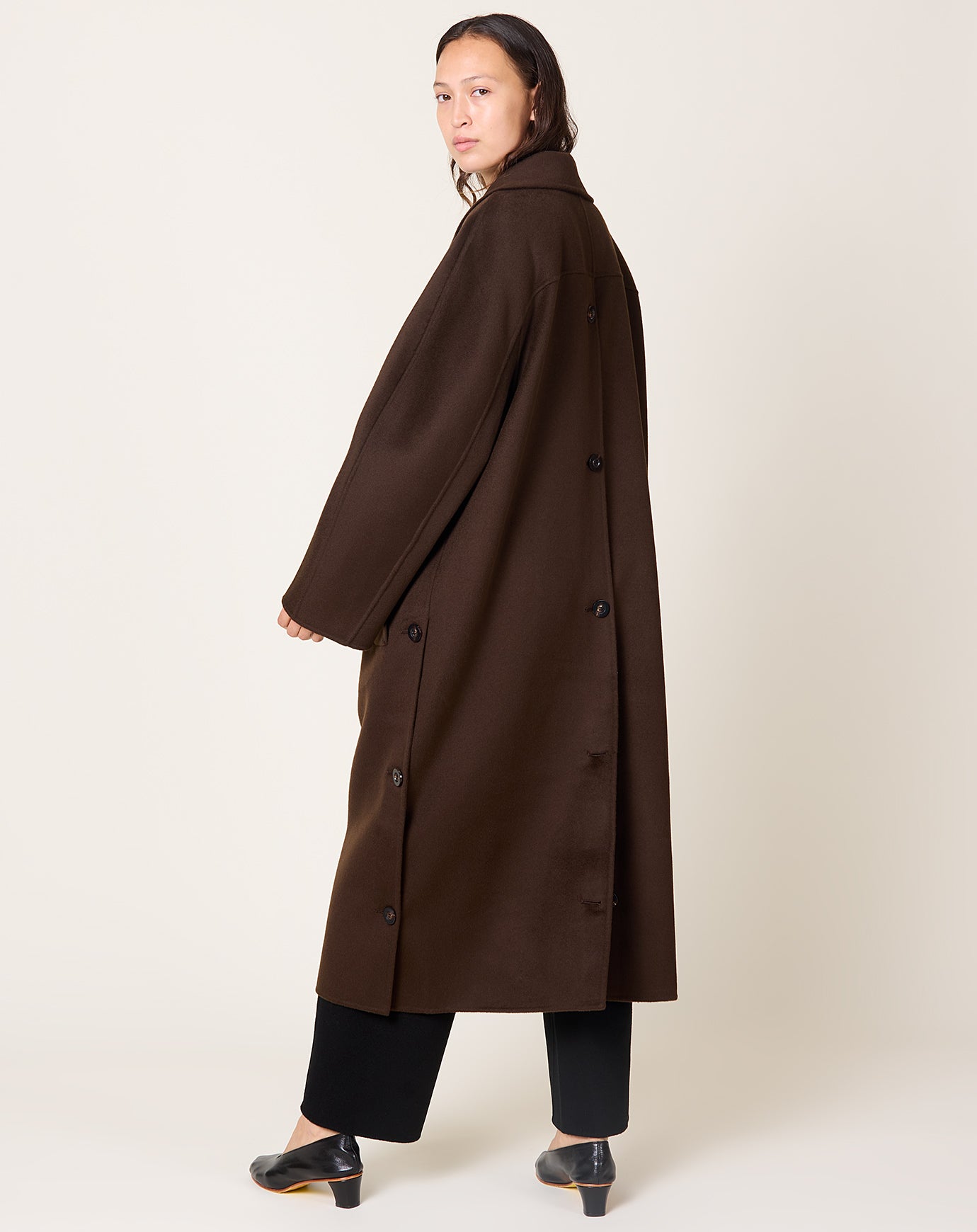 Lisa Yang Doublé Button Coat in Dark Oak