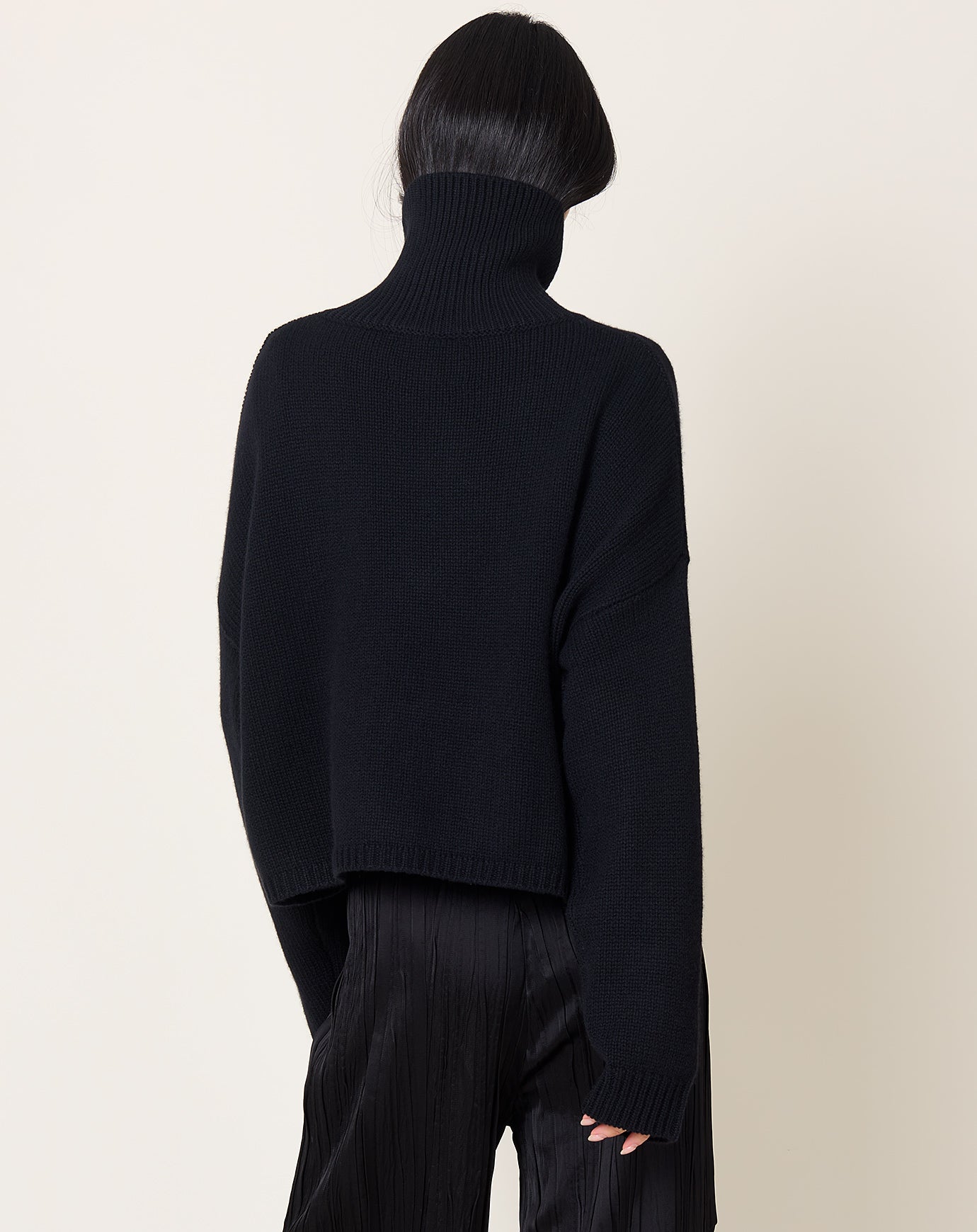 Lisa Yang Zerlina Sweater in Black
