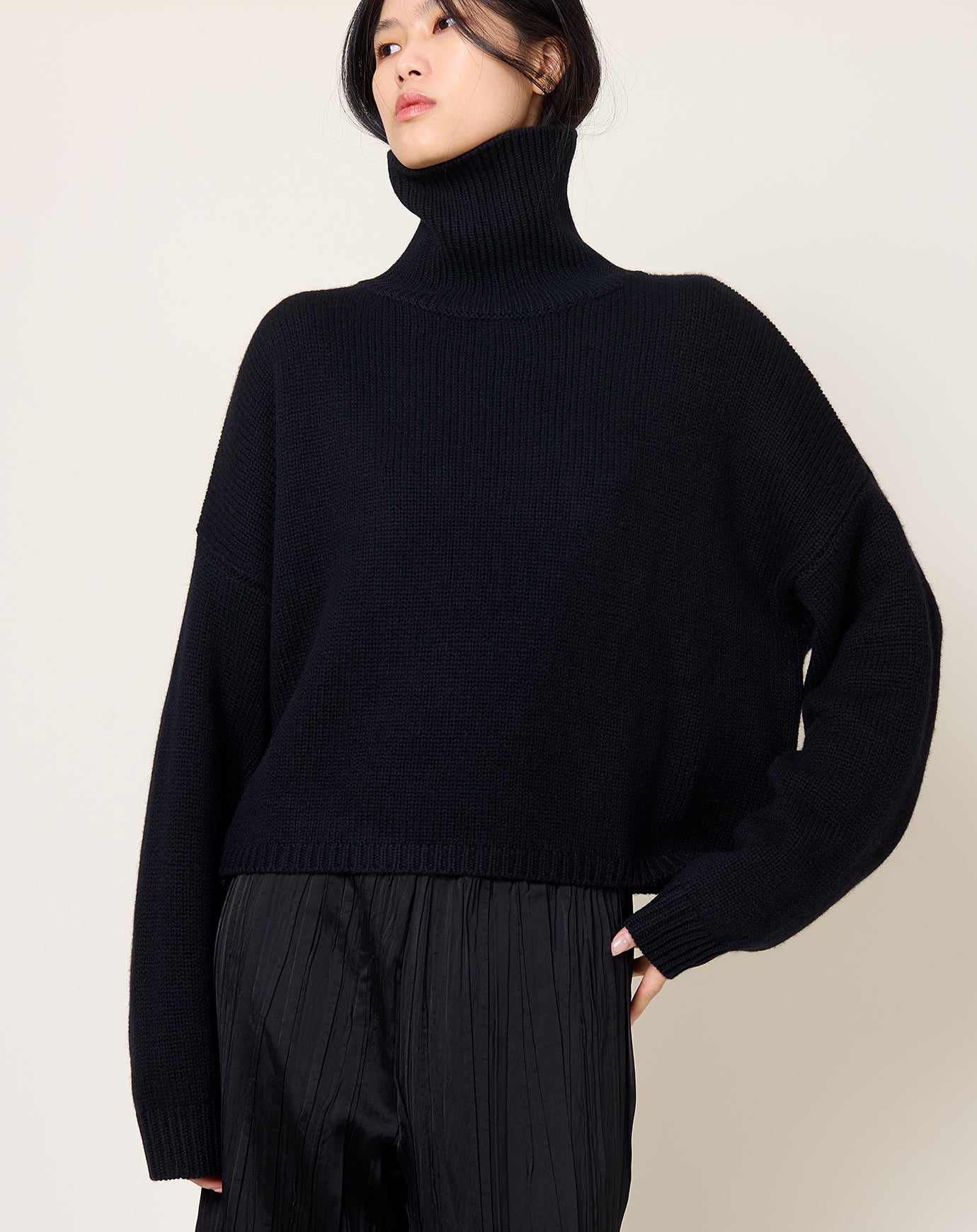 Lisa Yang Zerlina Sweater in Black