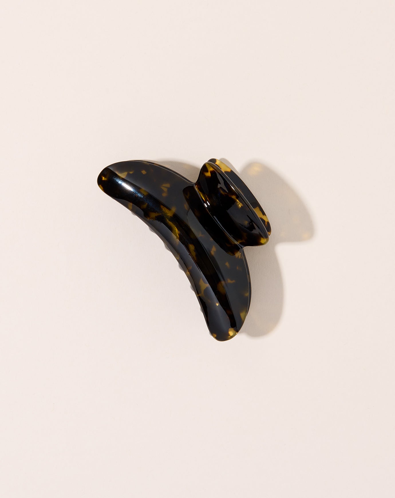 Machete Grande Heirloom Claw in Dark Tortoise