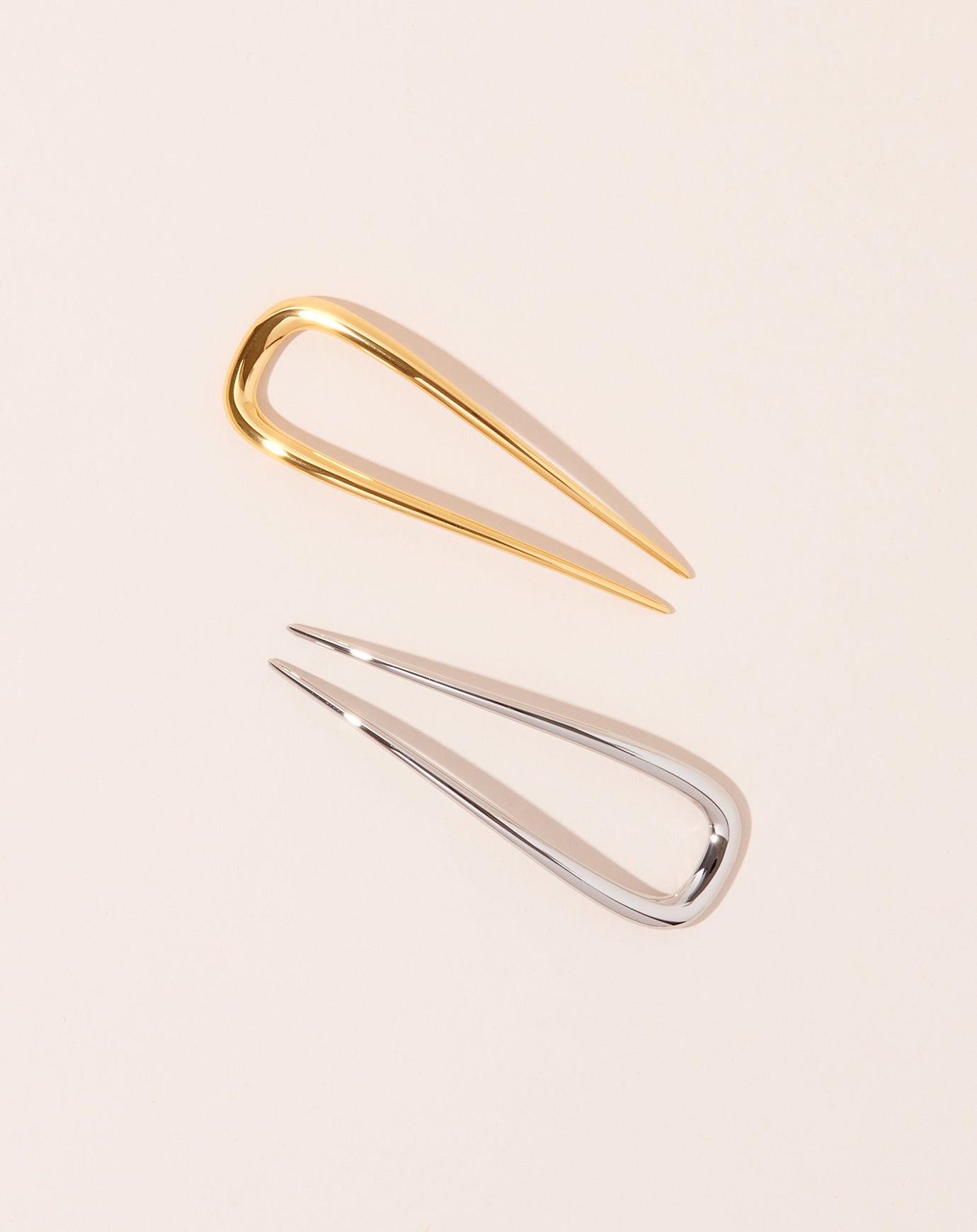 Machete Petite Oval French Hair Pin in Gold