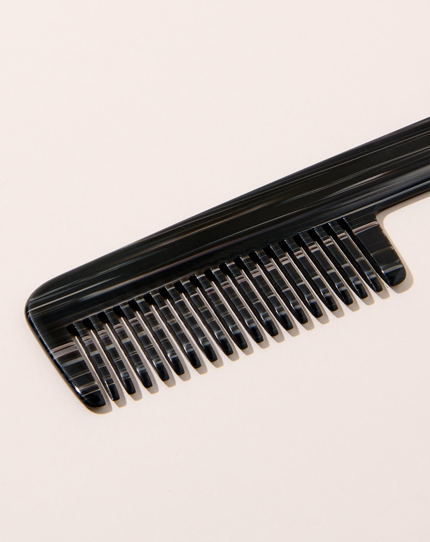 Machete Handle Comb in Black Pearl