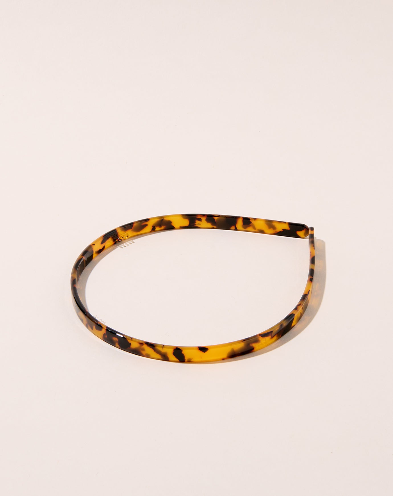 Machete Ultralight Thin Headband in Classic Tortoise