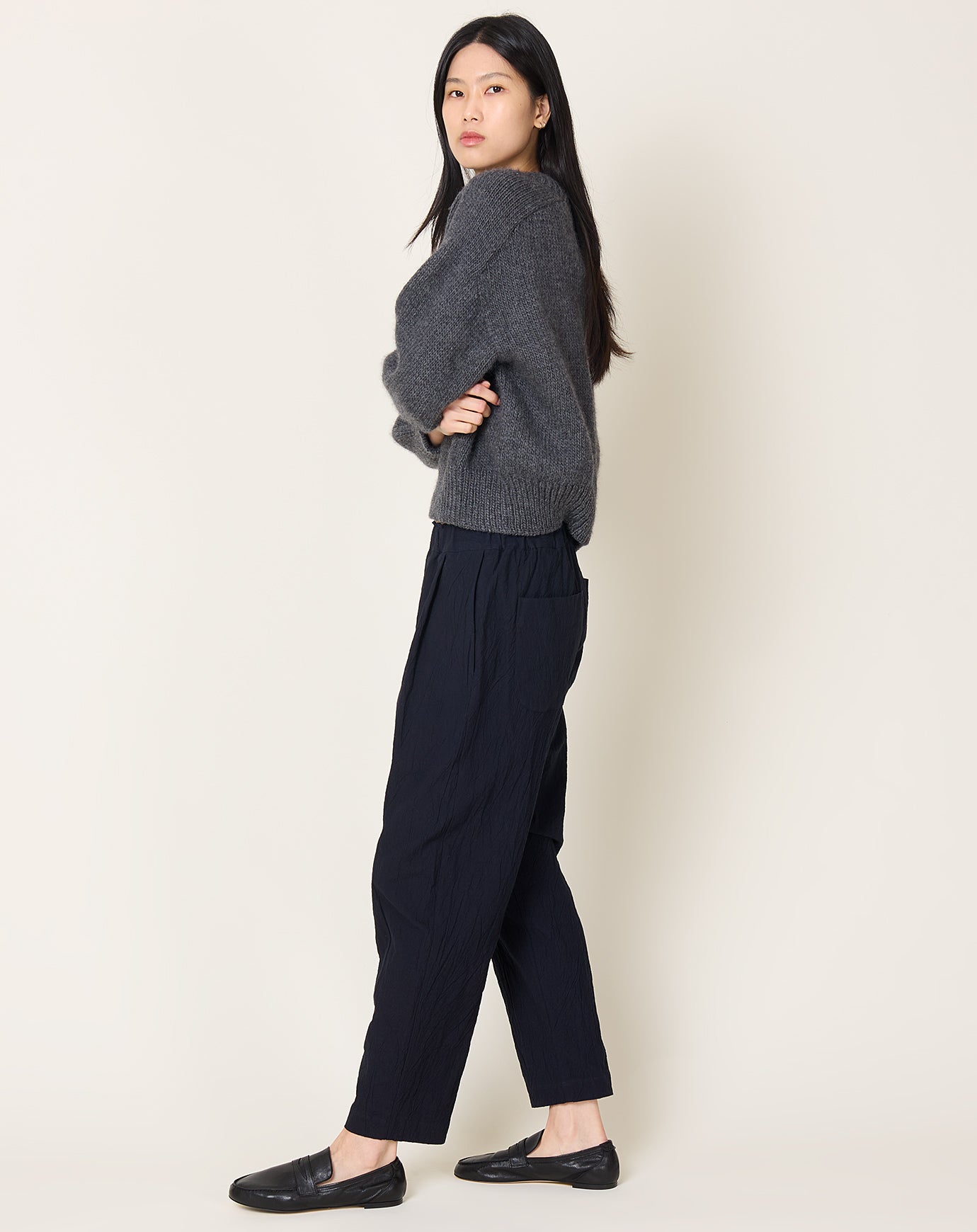 Makie Kairi Simple Pants in Black