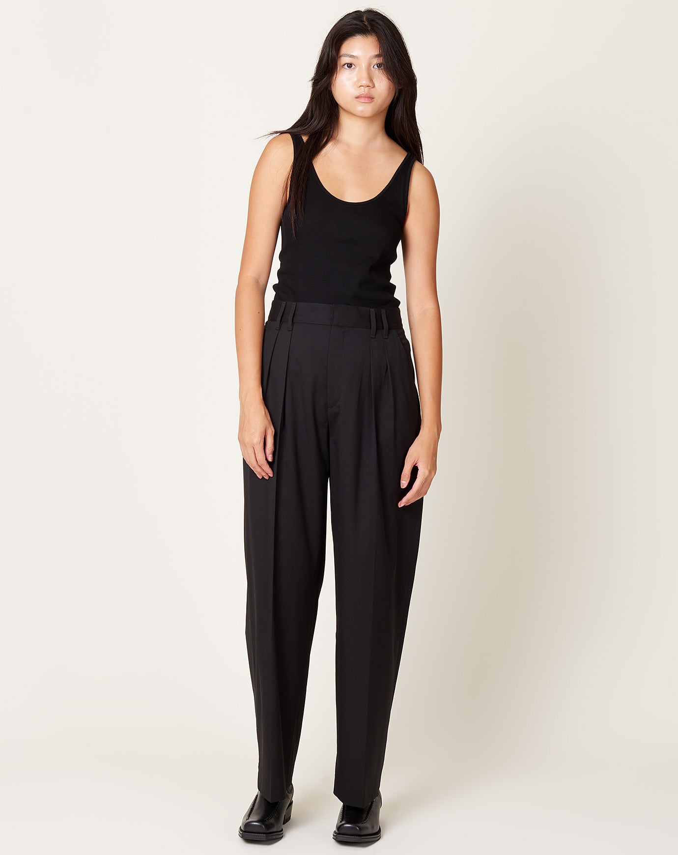 Buy Relaxed Fit Pleat-Front Trousers Online at Best Prices in India -  JioMart.