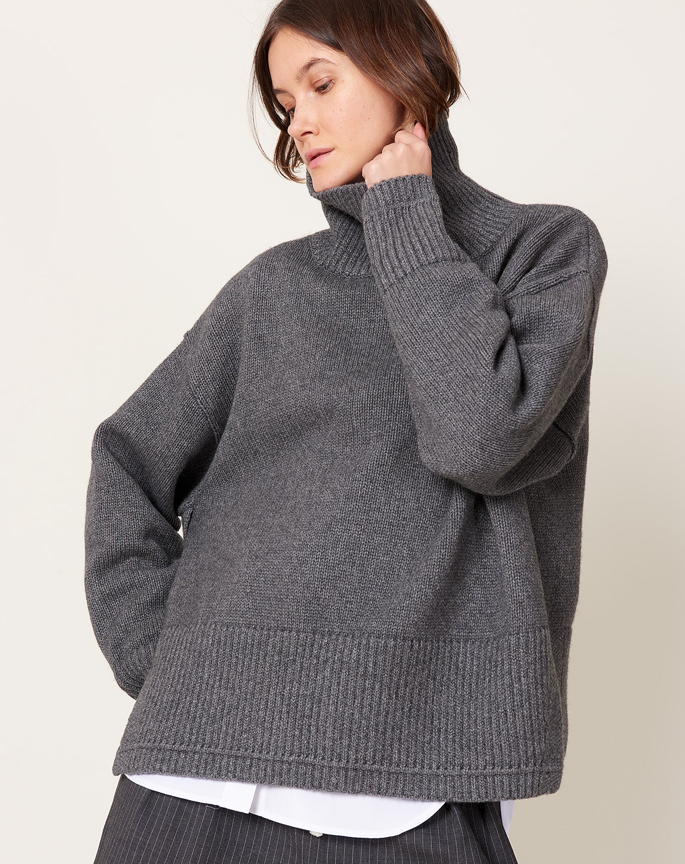 Maria McManus Swing Mock Neck in Charcoal