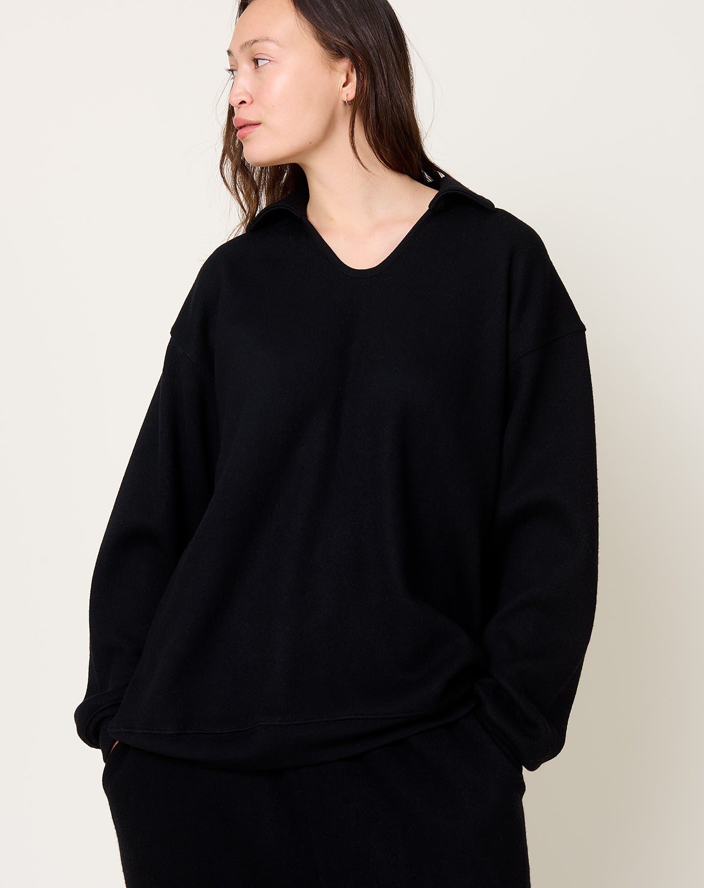 Mark S. Training Sweatshirt in Black