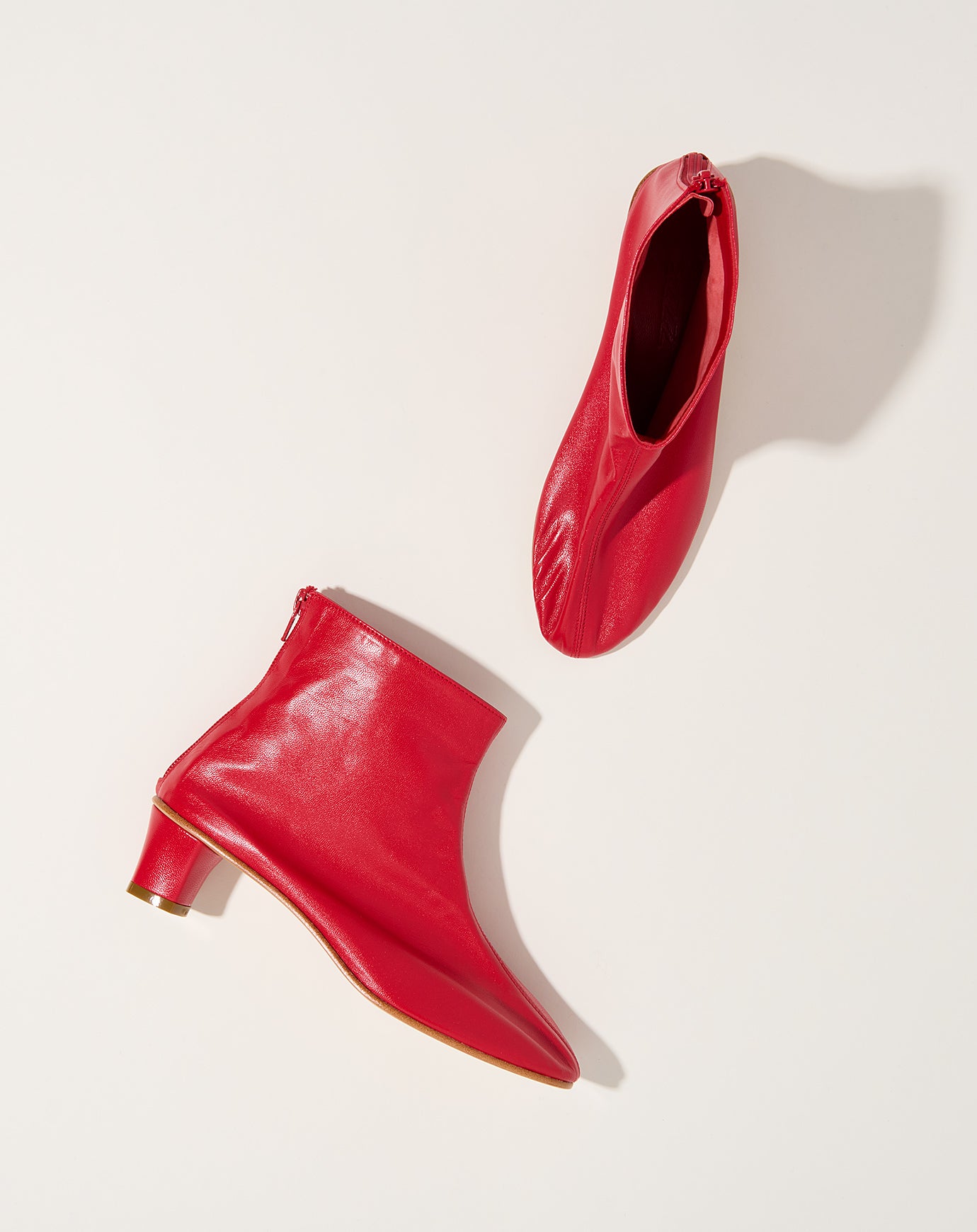 Martiniano High Leone in Red