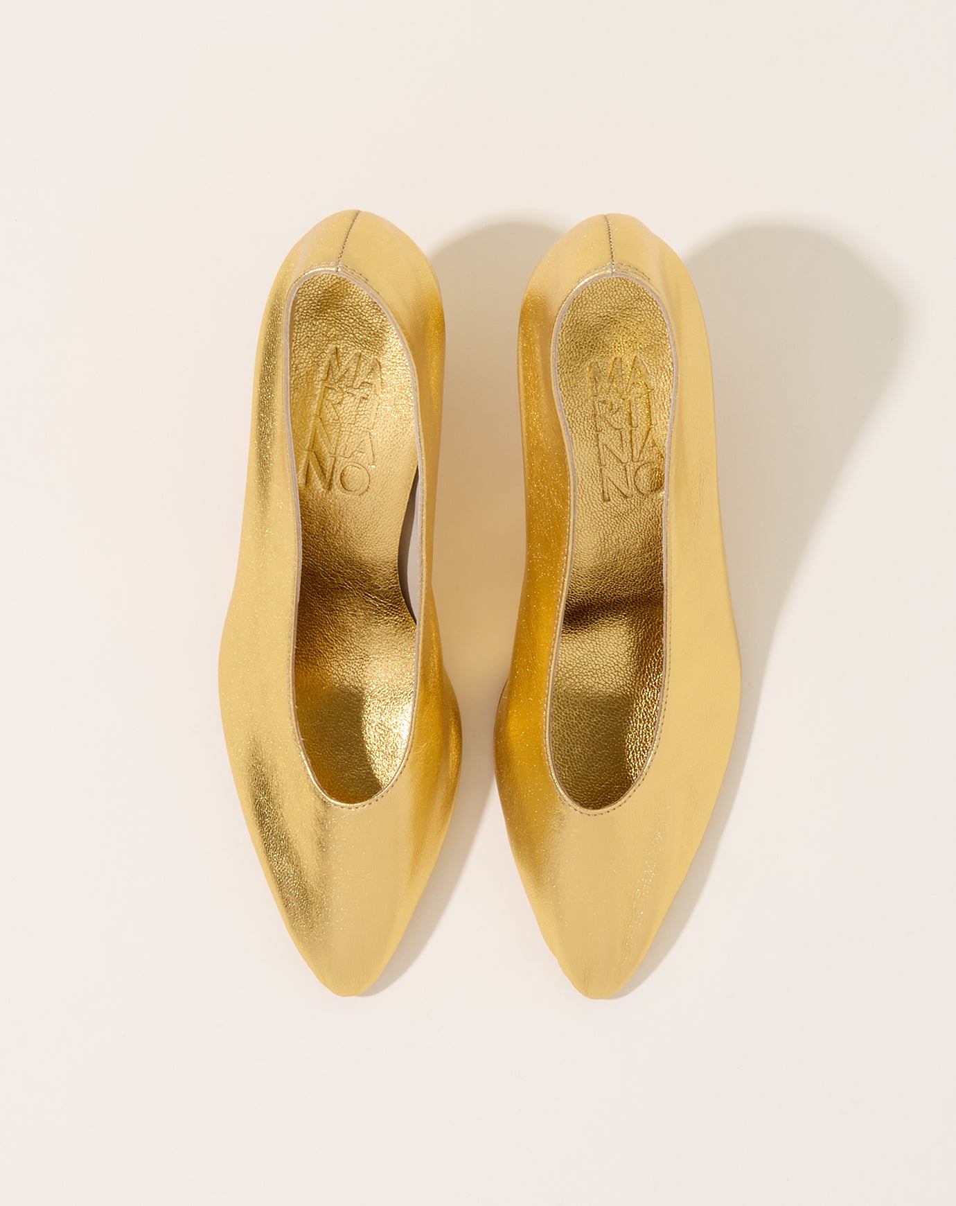 Martiniano Party in Gold