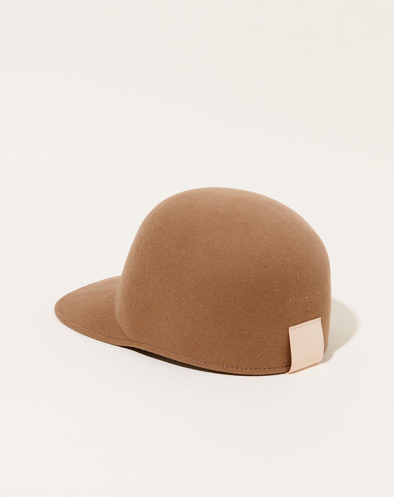 Mature Ha Felt Cap in Dark Camel