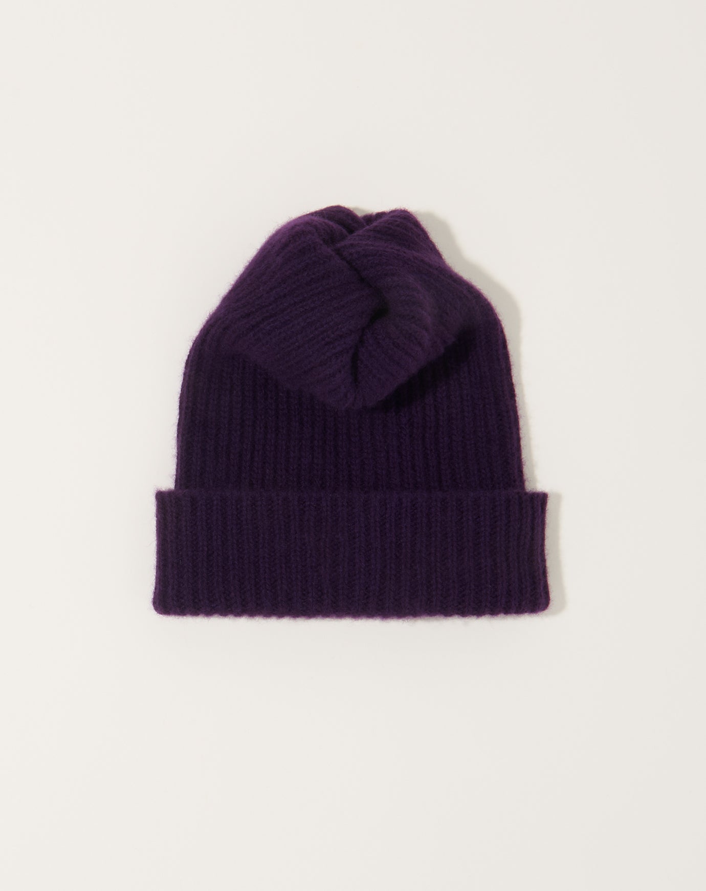 Mature Ha Pleats Knit Cap in Purple