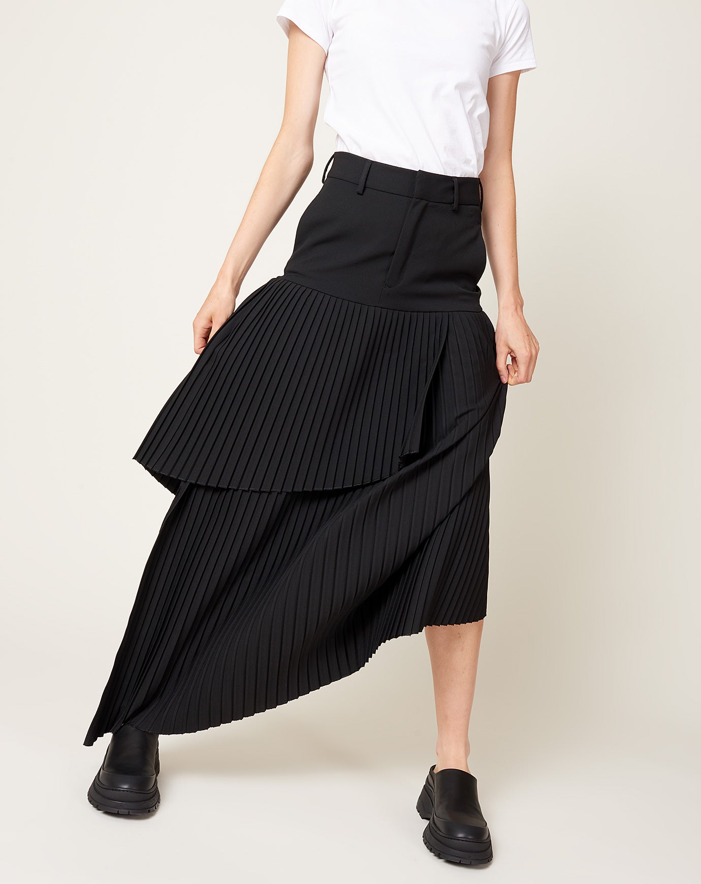 MM6 Layered Pleated Long Skirt in Black