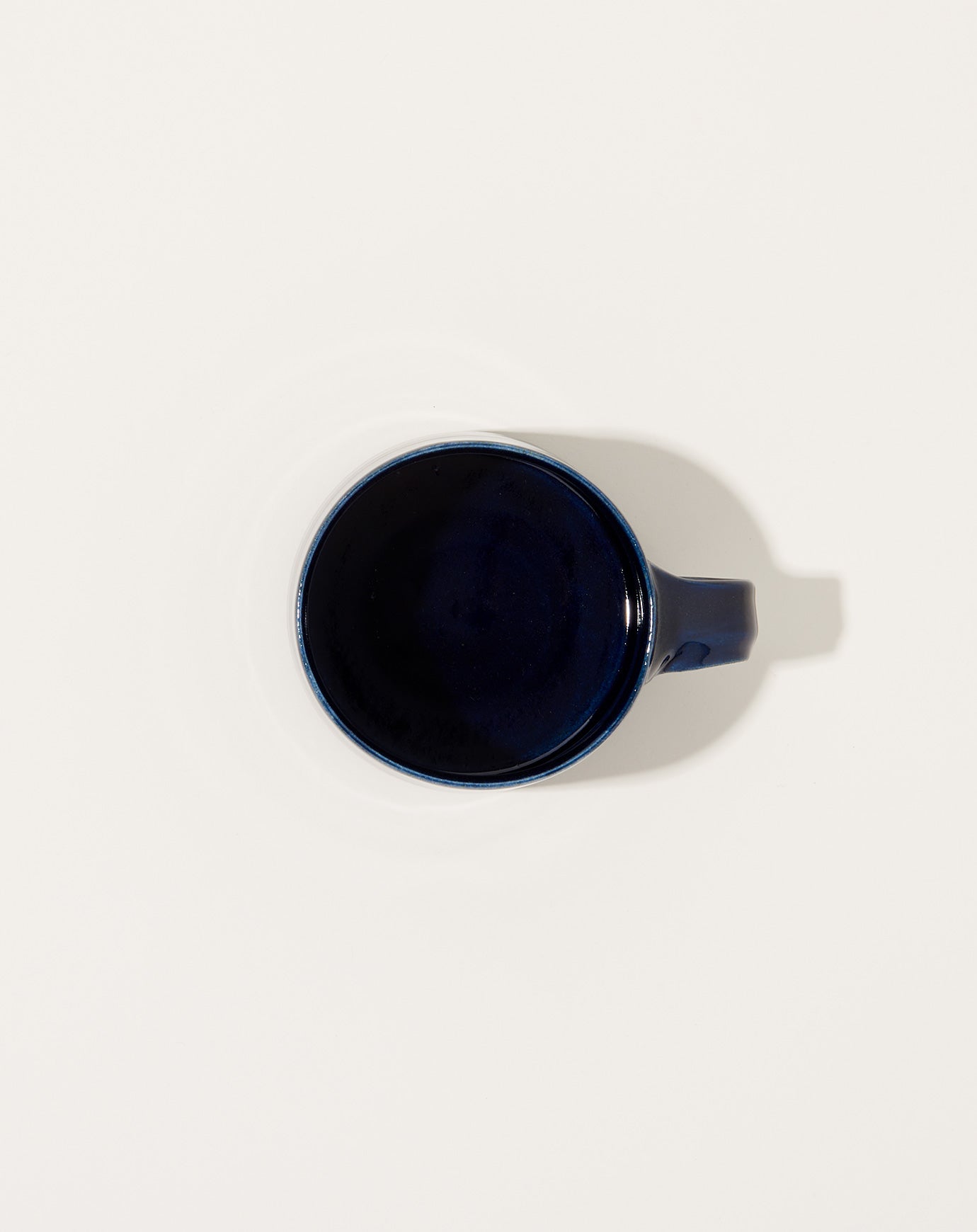Monohanako Mug in Dark Blue