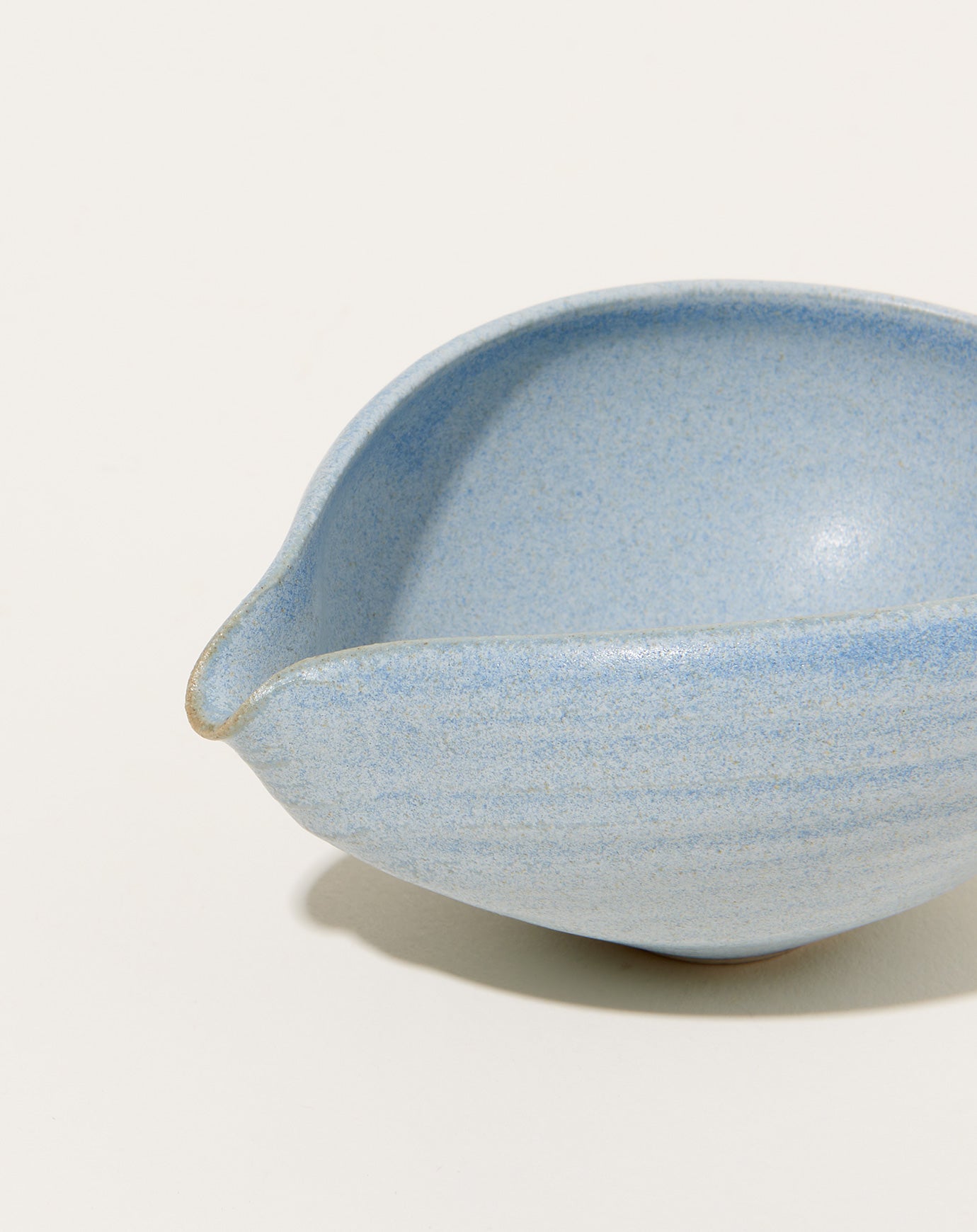 Monohanako Spouted Egg Bowl in Blue Jeans