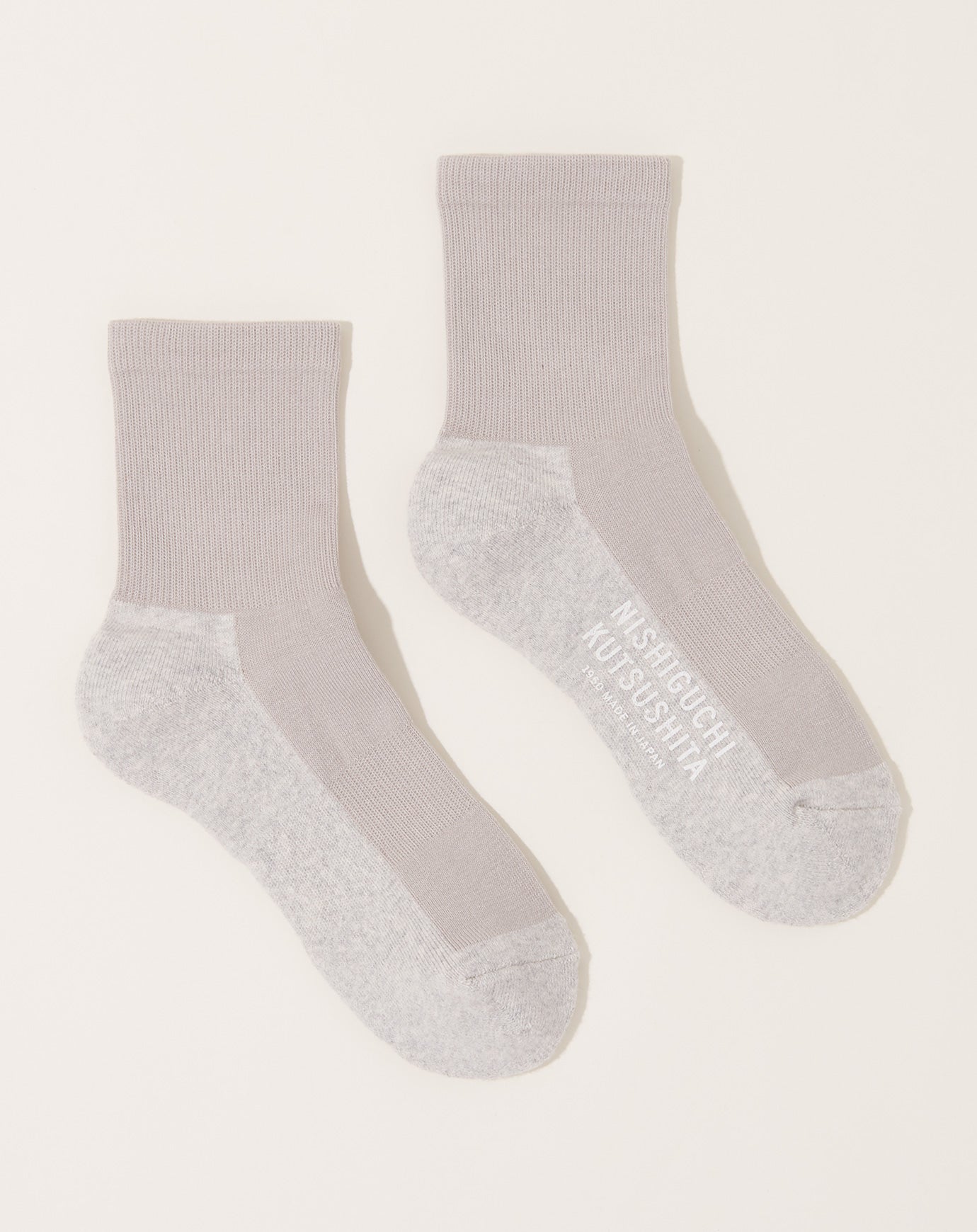 Nishiguchi Kutsushita Cotton Cashmere Walk Socks in Light Grey