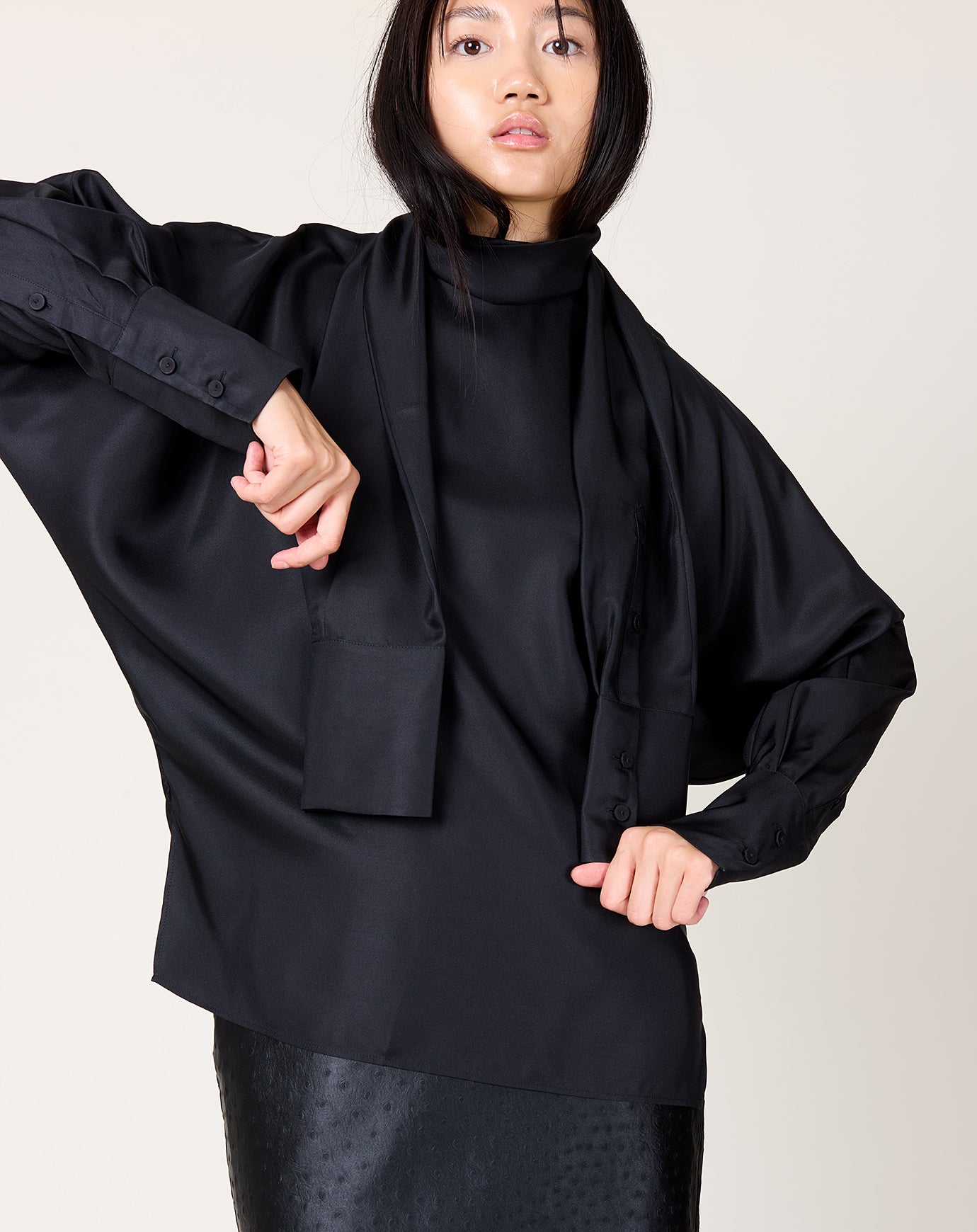 Róhe Foulard Silk Top in Black
