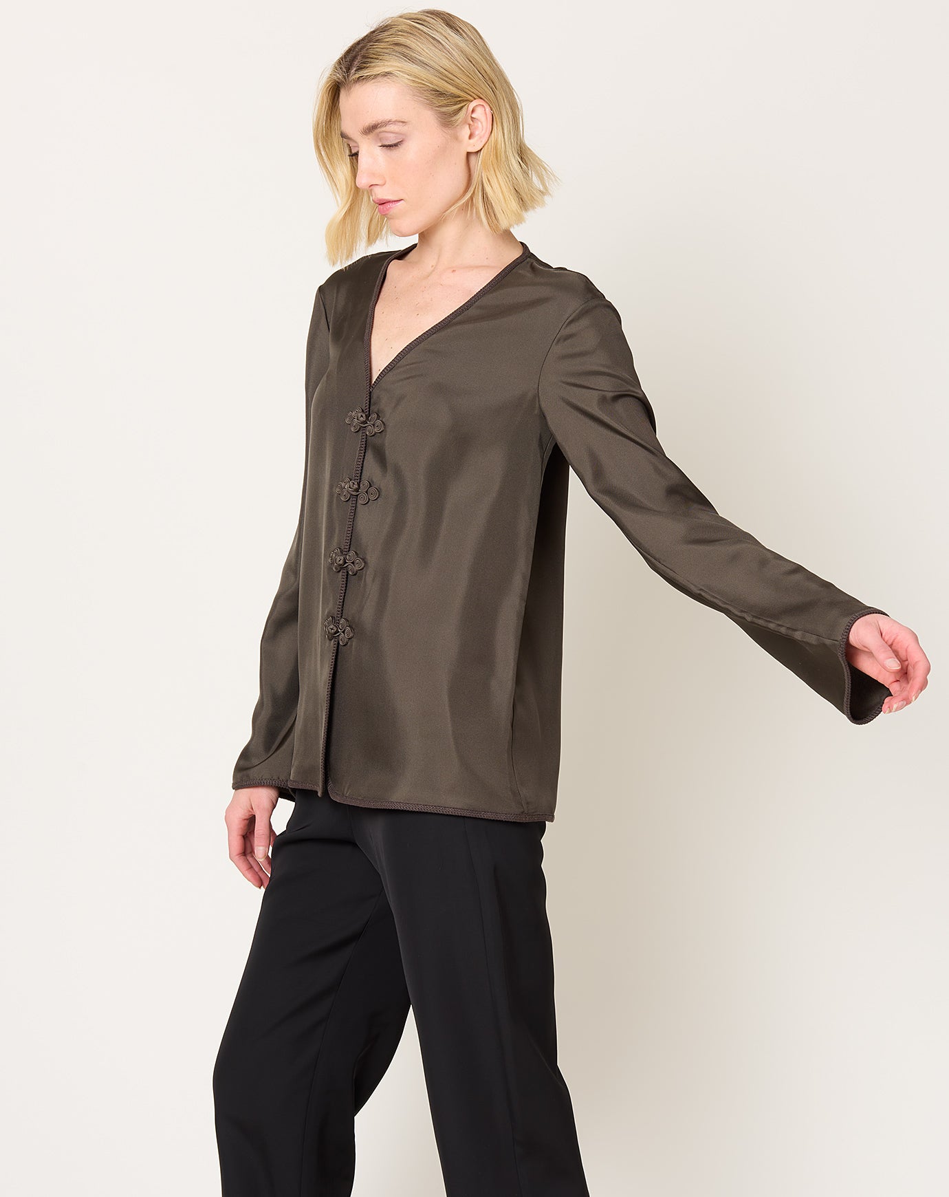 Róhe Pankou Closure Silk Top in Earth