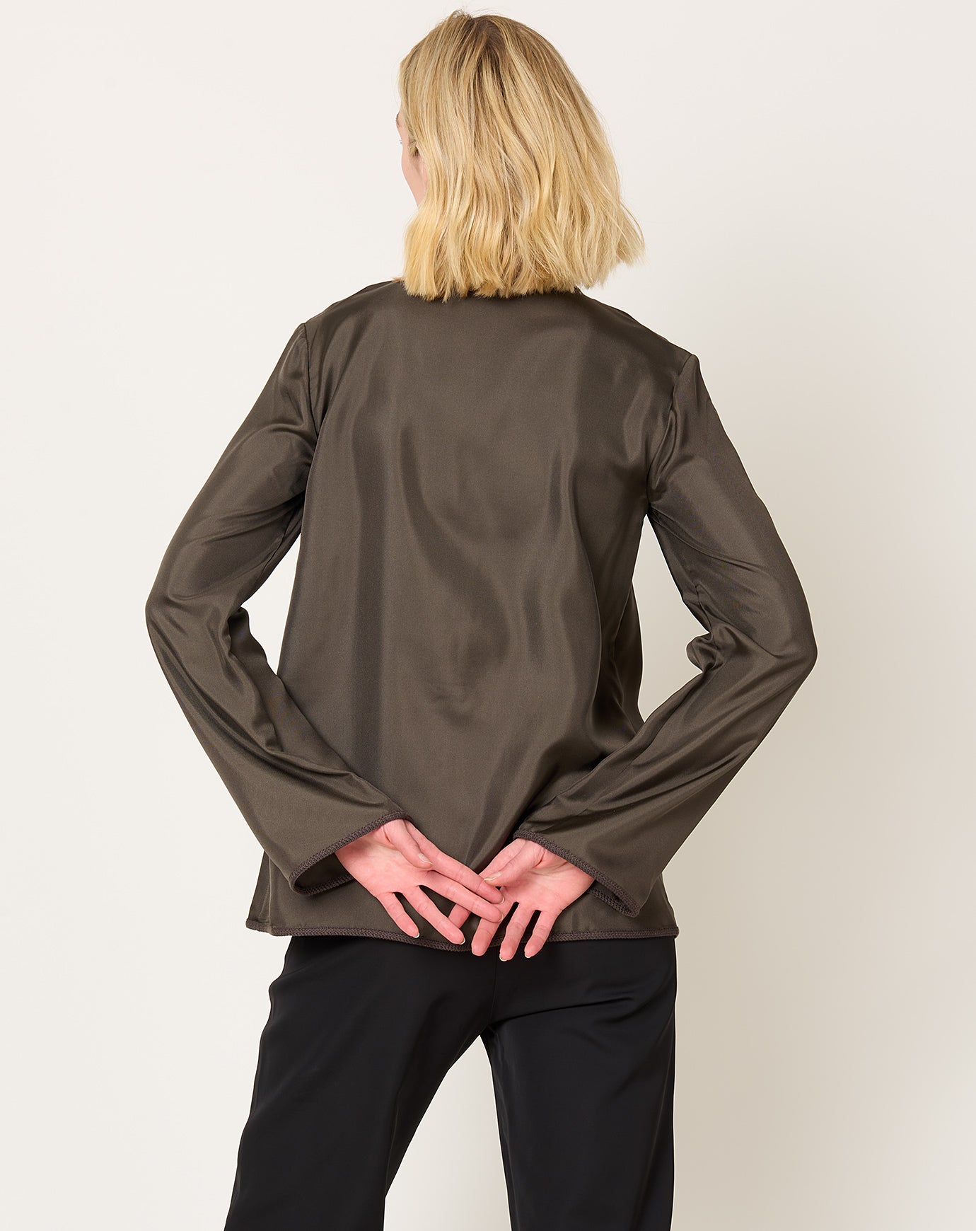 Róhe Pankou Closure Silk Top in Earth