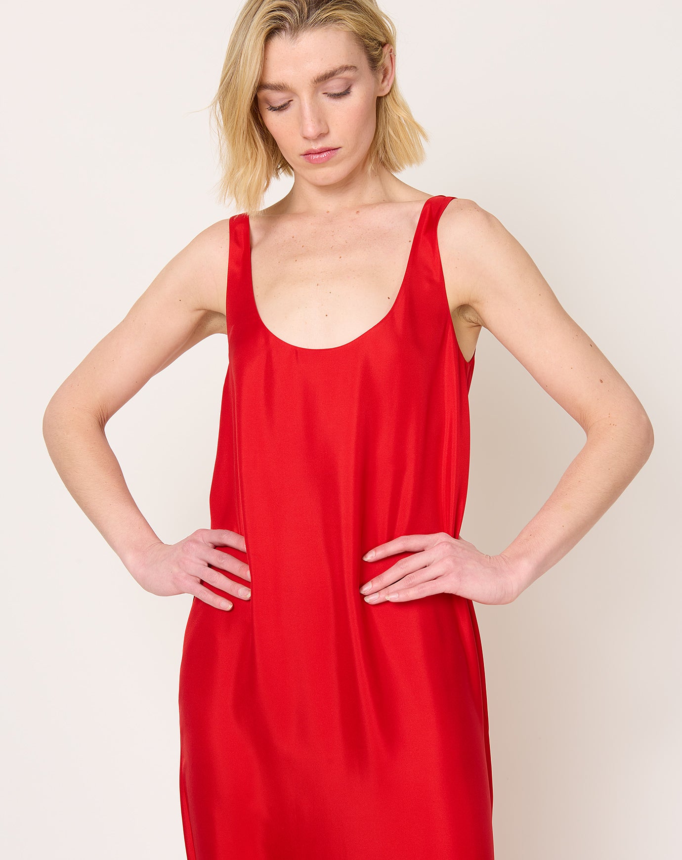 Róhe Silk Scoop-Neck Dress in Red